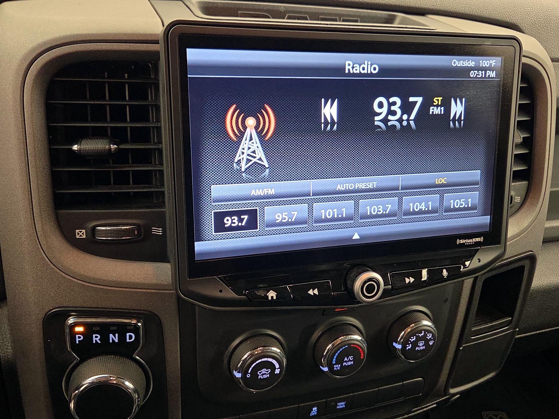 Thumbnail: 2019 RAM 1500 Classic - 15