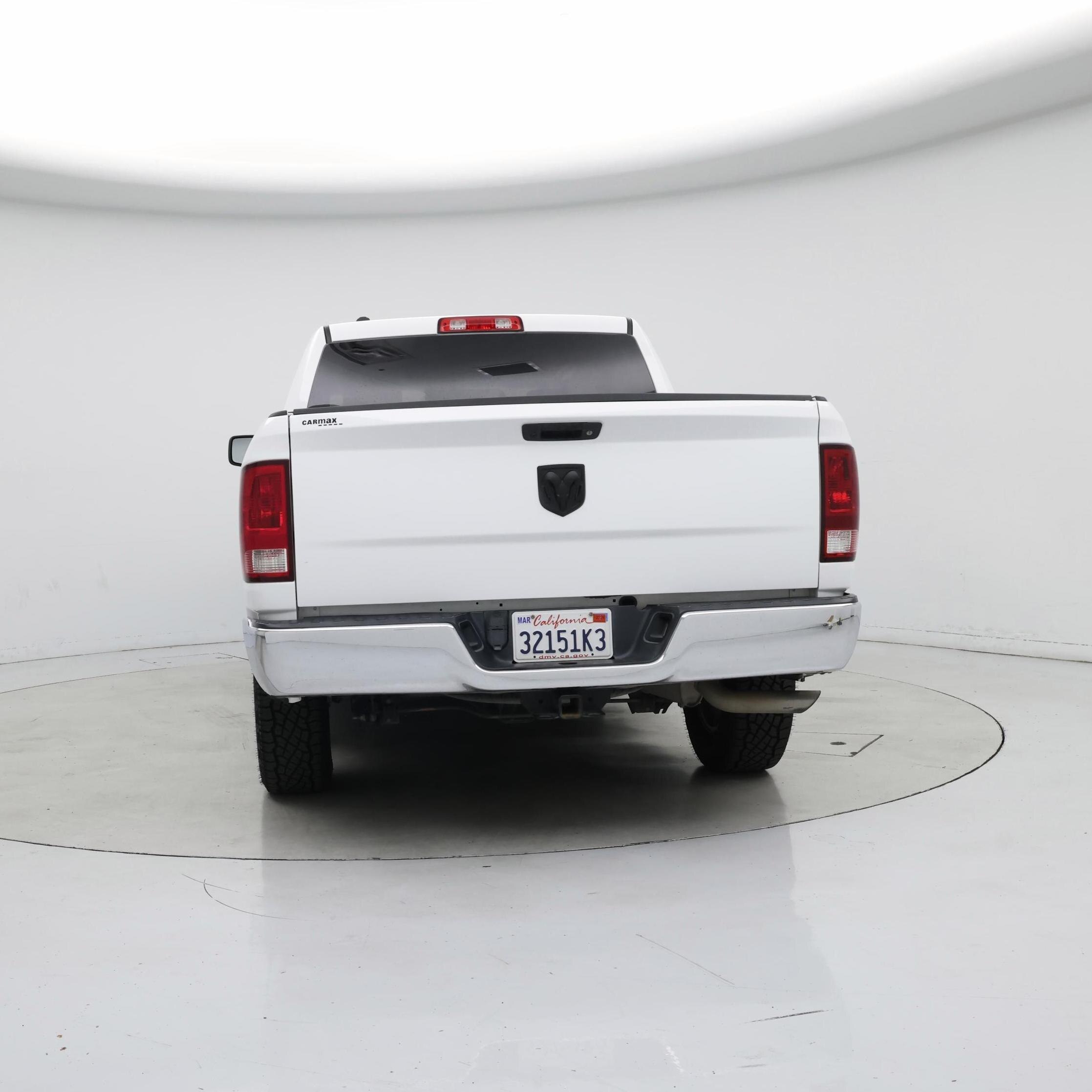 Thumbnail: 2019 RAM 1500 Classic - 6