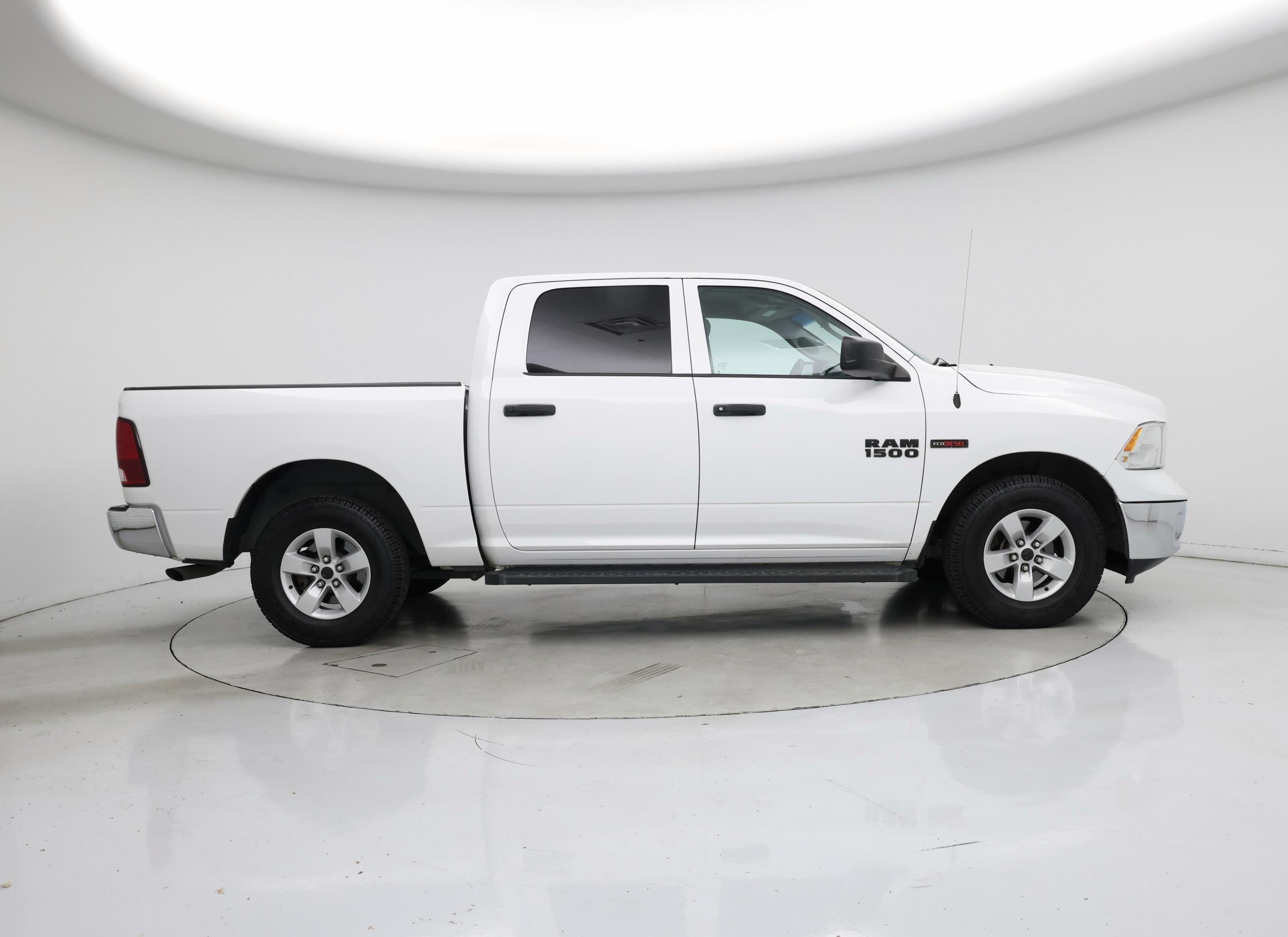 Thumbnail: 2019 RAM 1500 Classic - 7