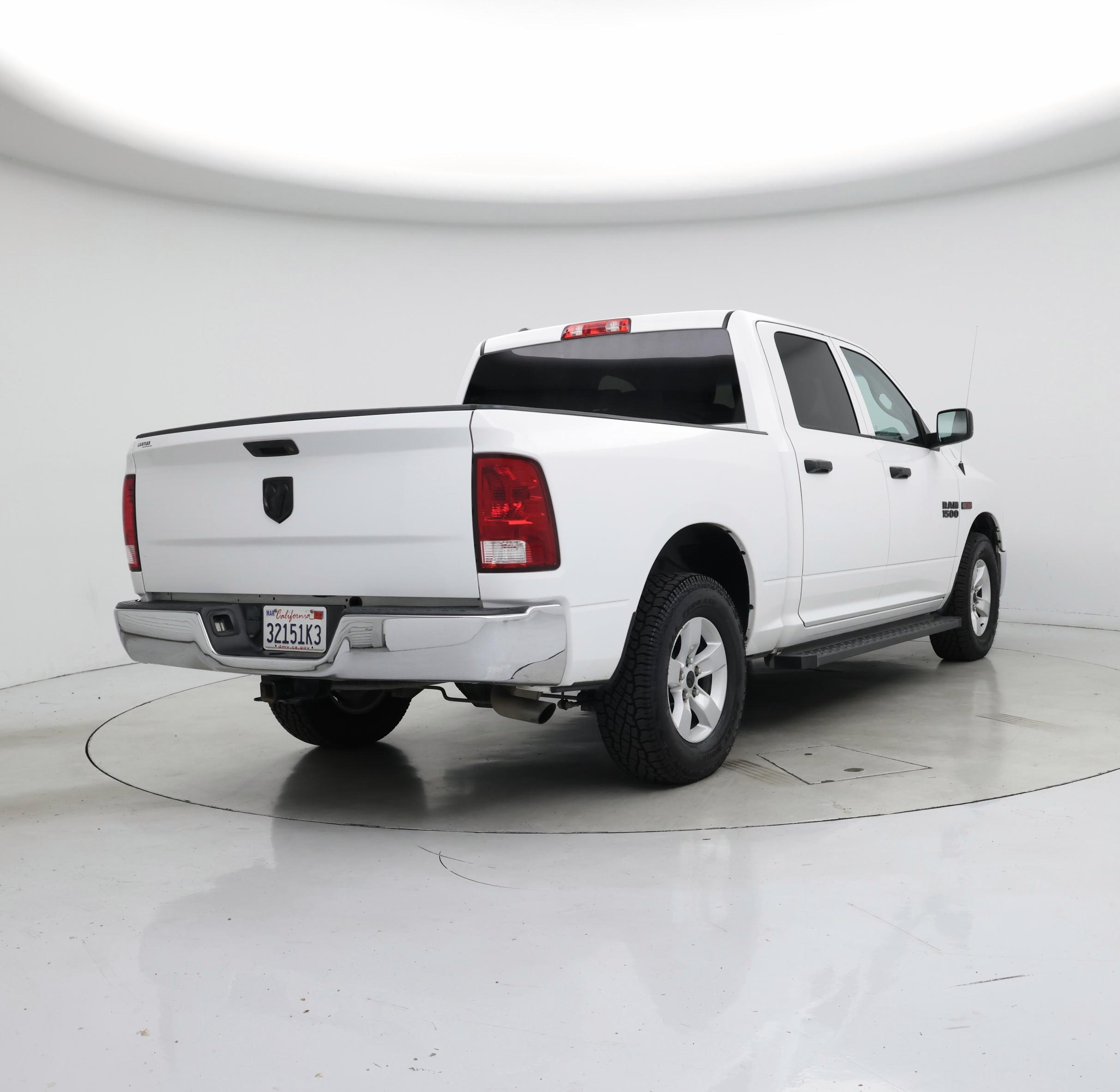 Thumbnail: 2019 RAM 1500 Classic - 8