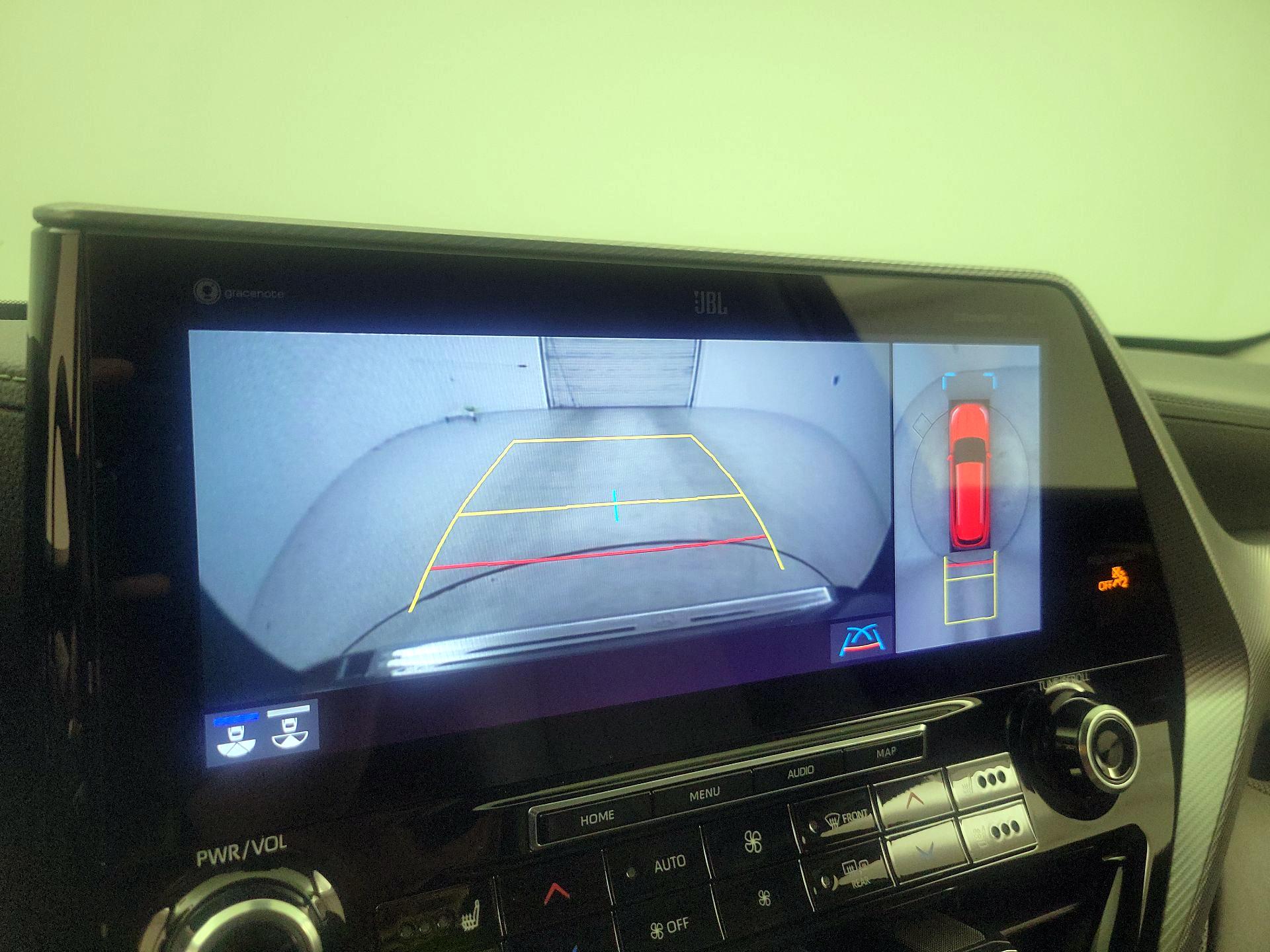 Thumbnail: 2022 Toyota Highlander - 15