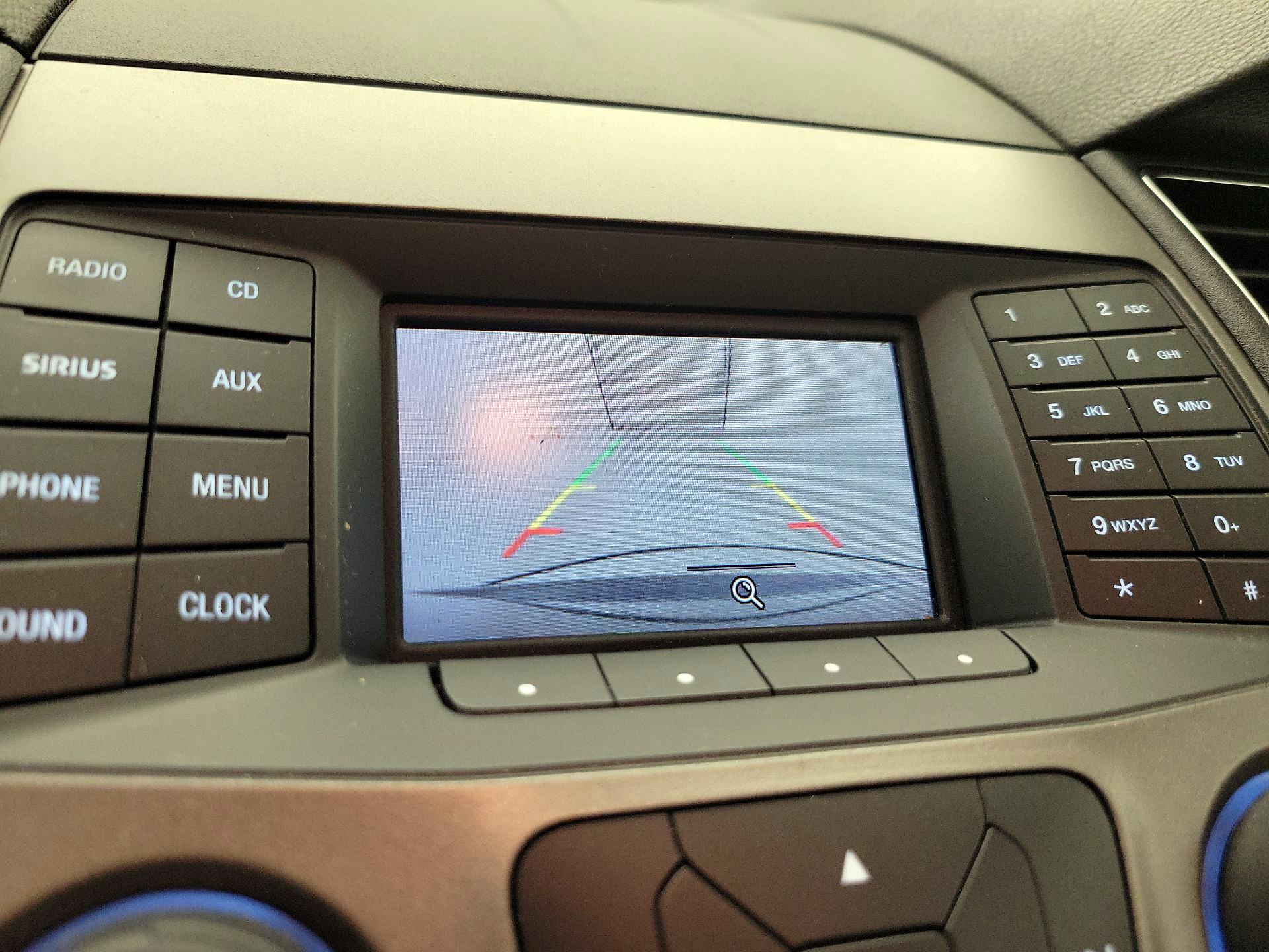 Thumbnail: 2018 Ford Taurus - 14