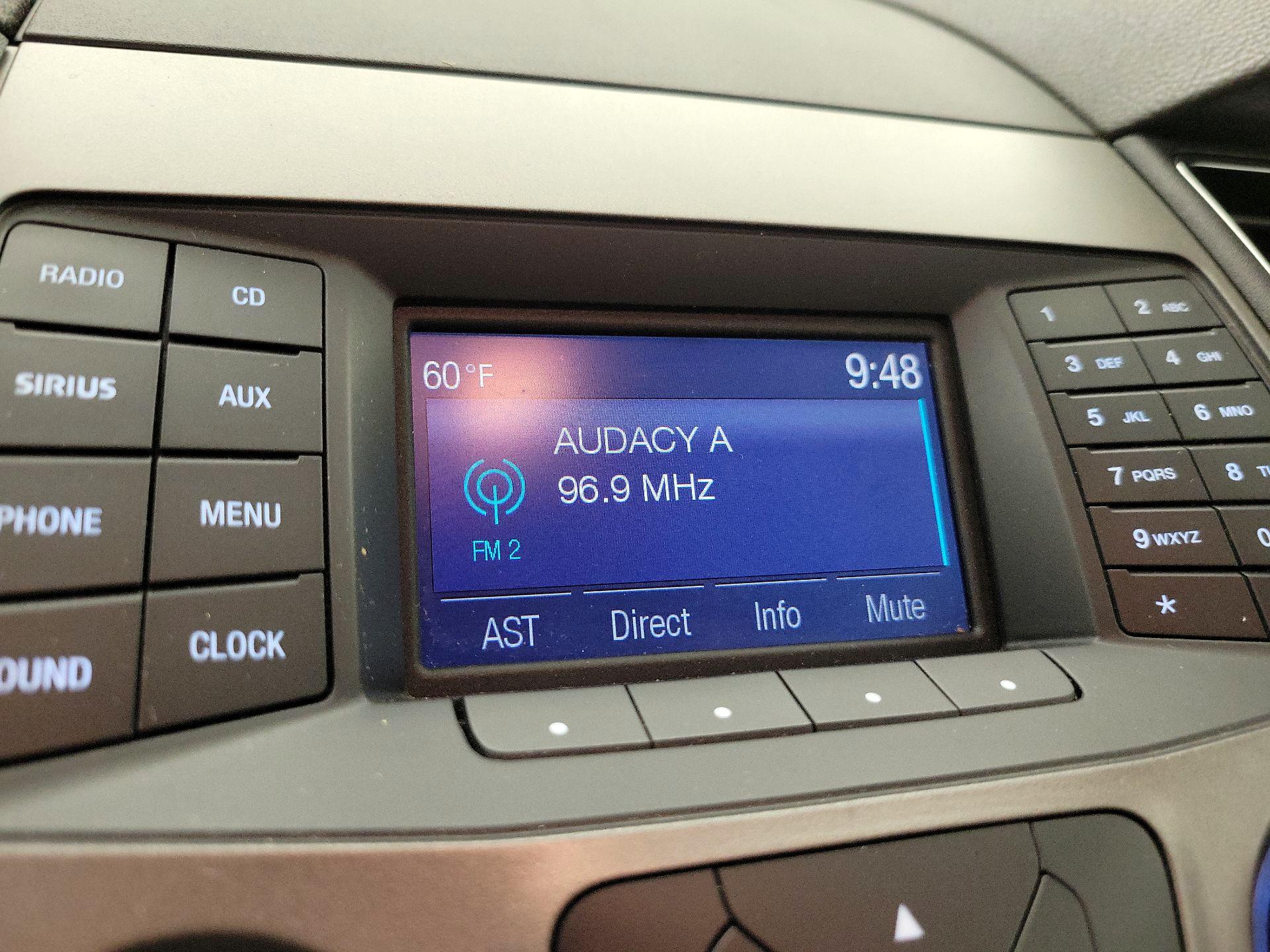 Thumbnail: 2018 Ford Taurus - 15