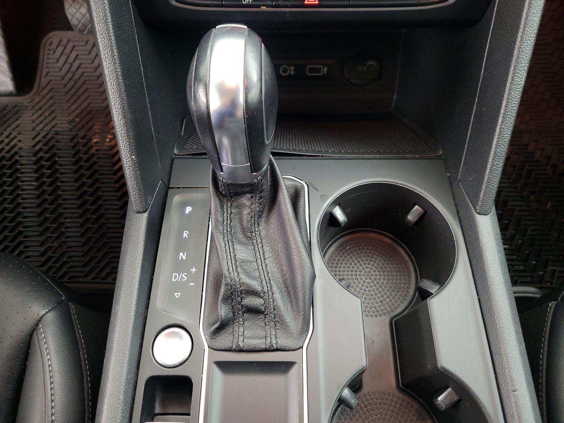 Thumbnail: 2018 Volkswagen Atlas - 17