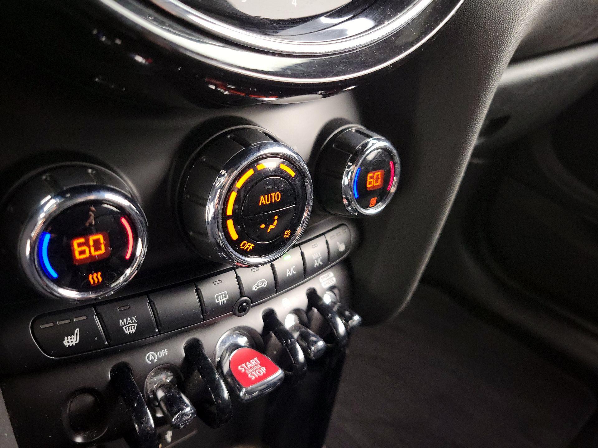 Thumbnail: 2024 MINI Cooper - 17