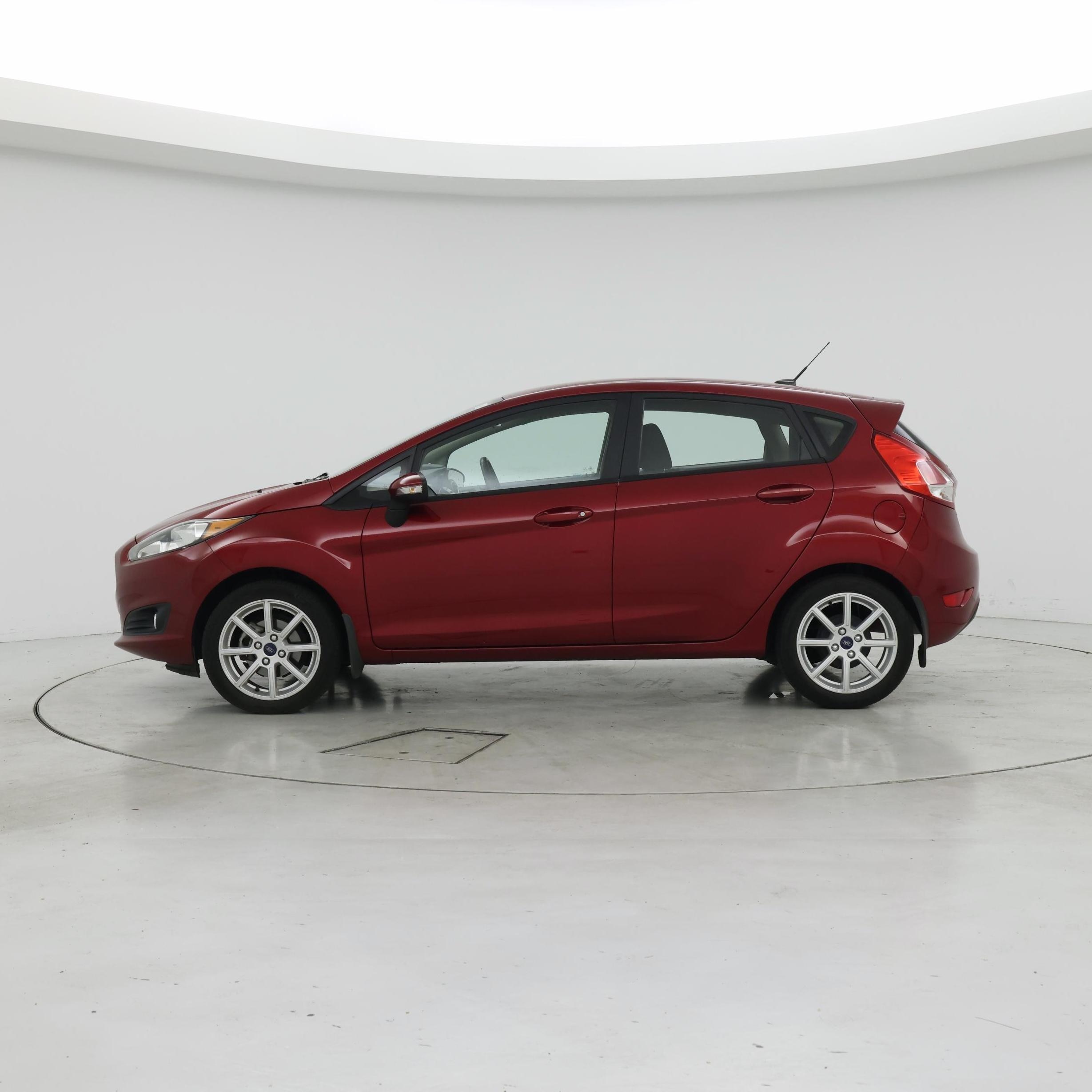 Thumbnail: 2015 Ford Fiesta - 3