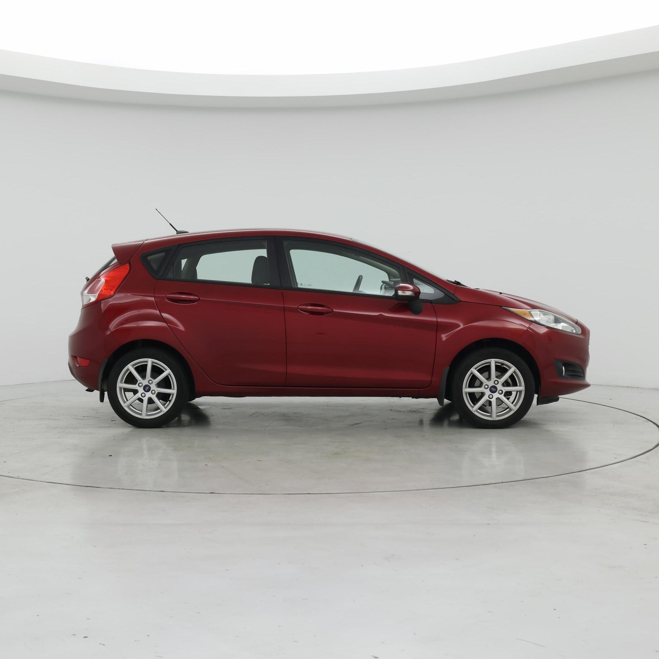Thumbnail: 2015 Ford Fiesta - 7