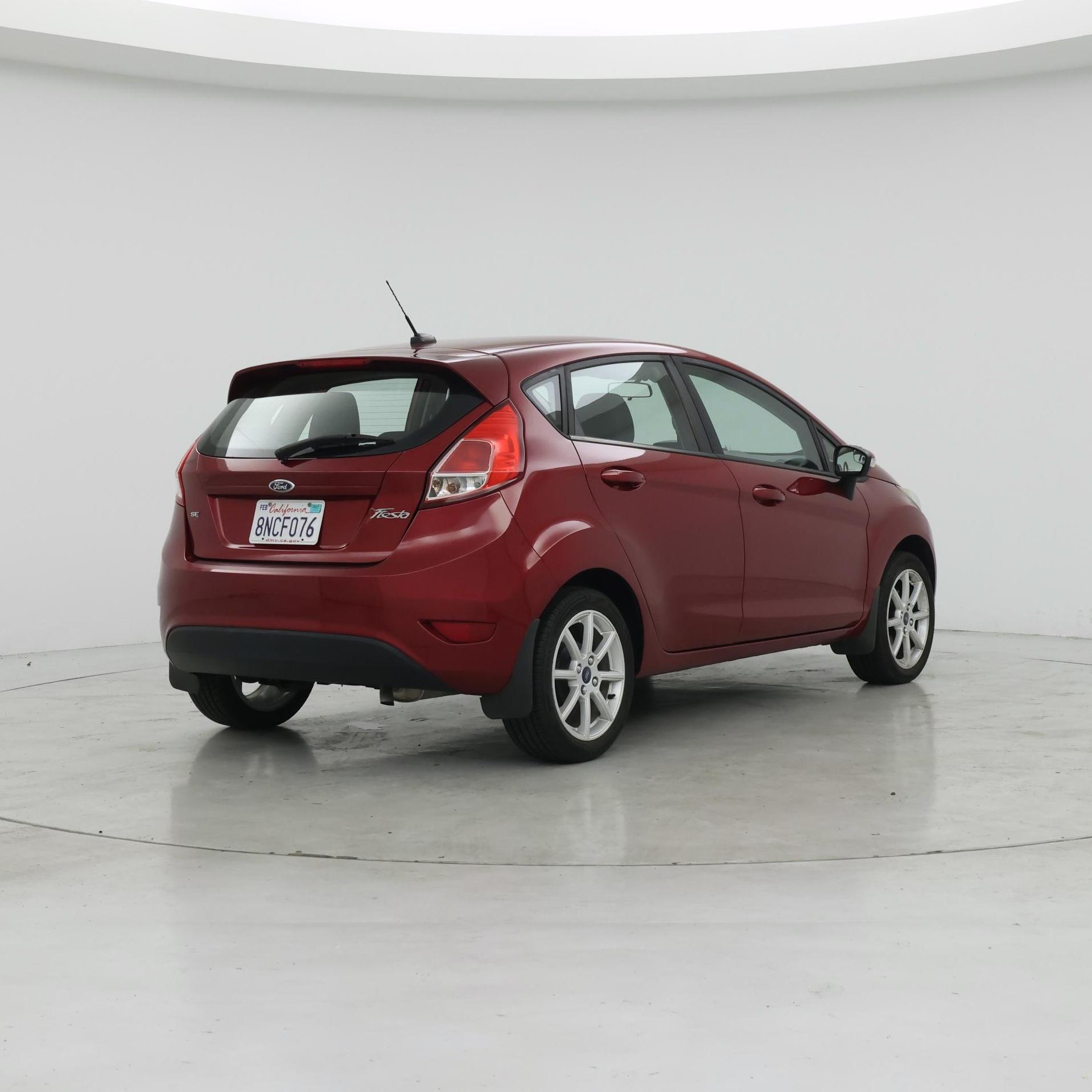 Thumbnail: 2015 Ford Fiesta - 8