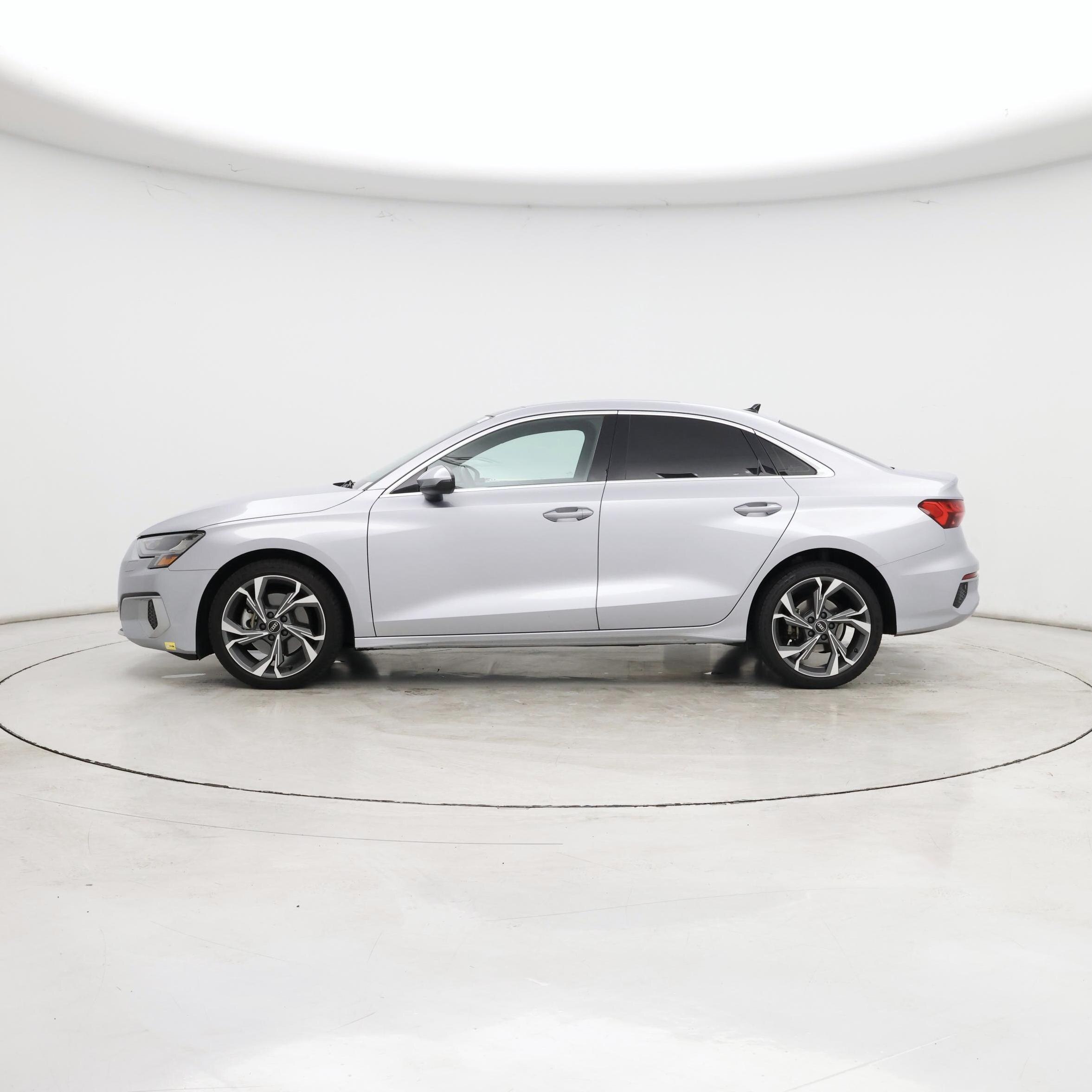 Thumbnail: 2022 Audi A3 - 3