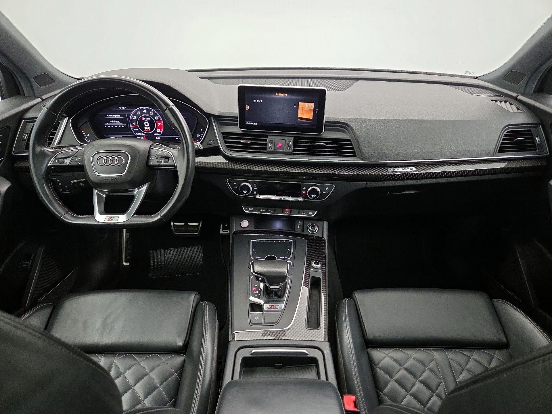 Thumbnail: 2018 Audi SQ5 - 9