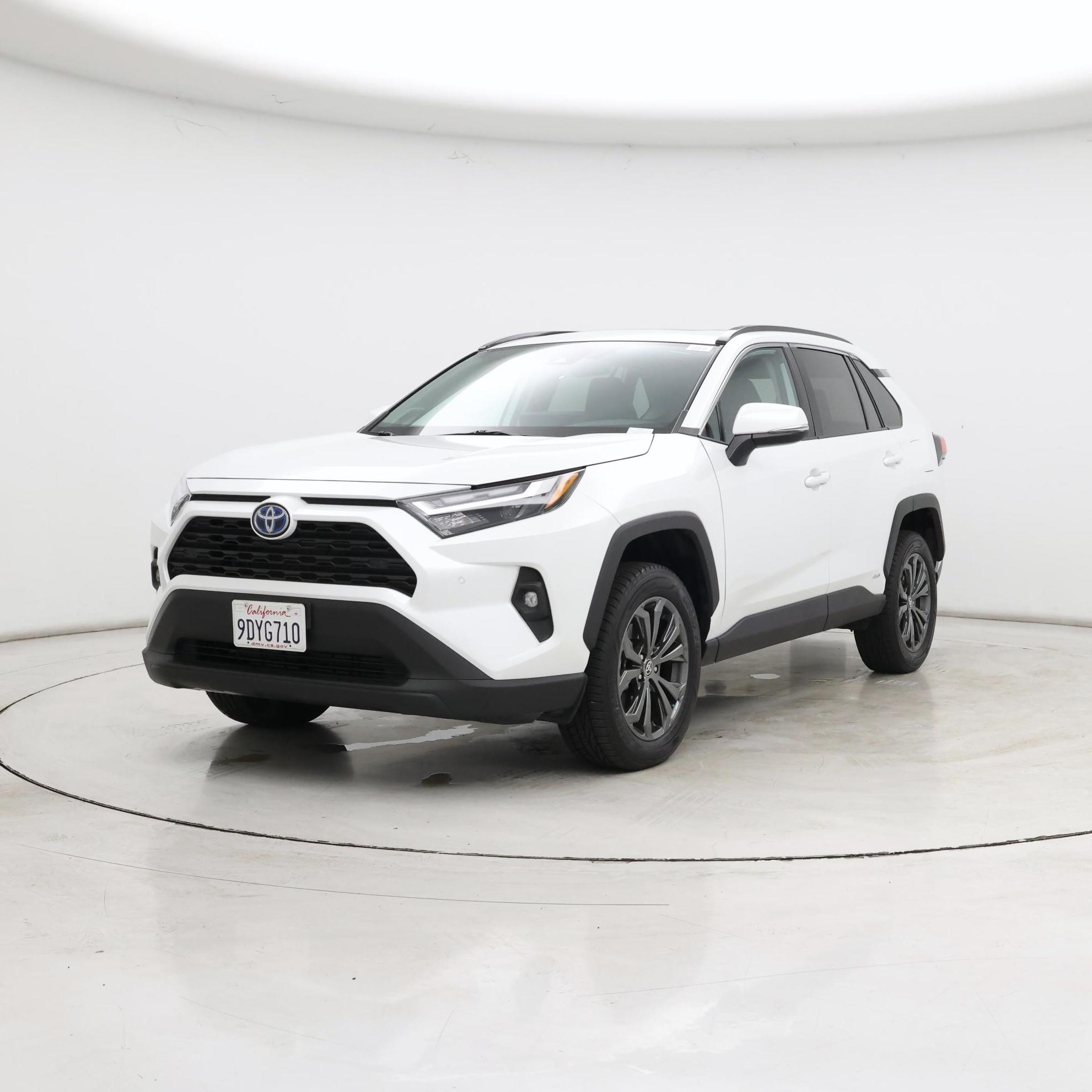Thumbnail: 2023 Toyota RAV4 - 4