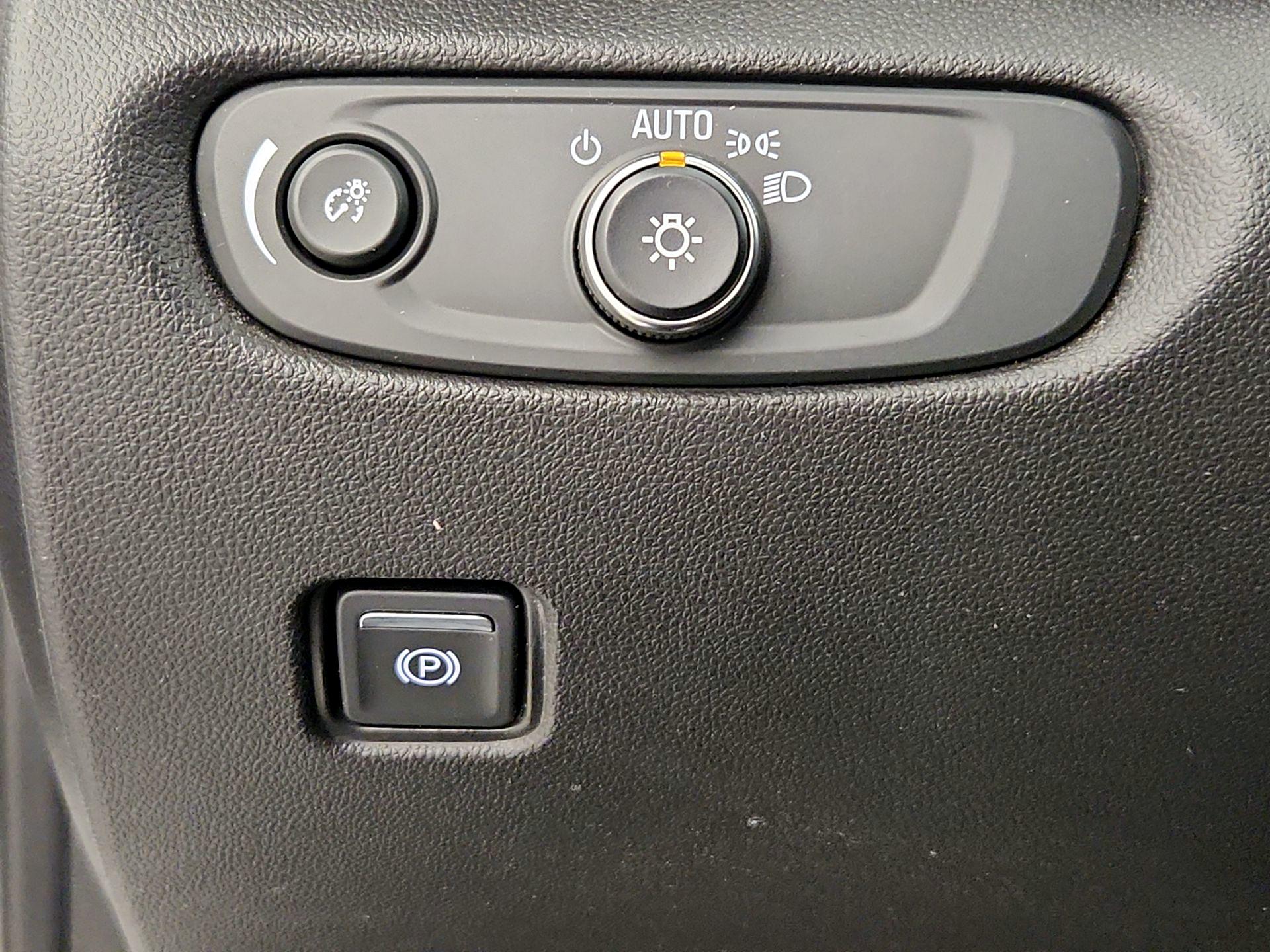 Thumbnail: 2019 Chevrolet Blazer - 13