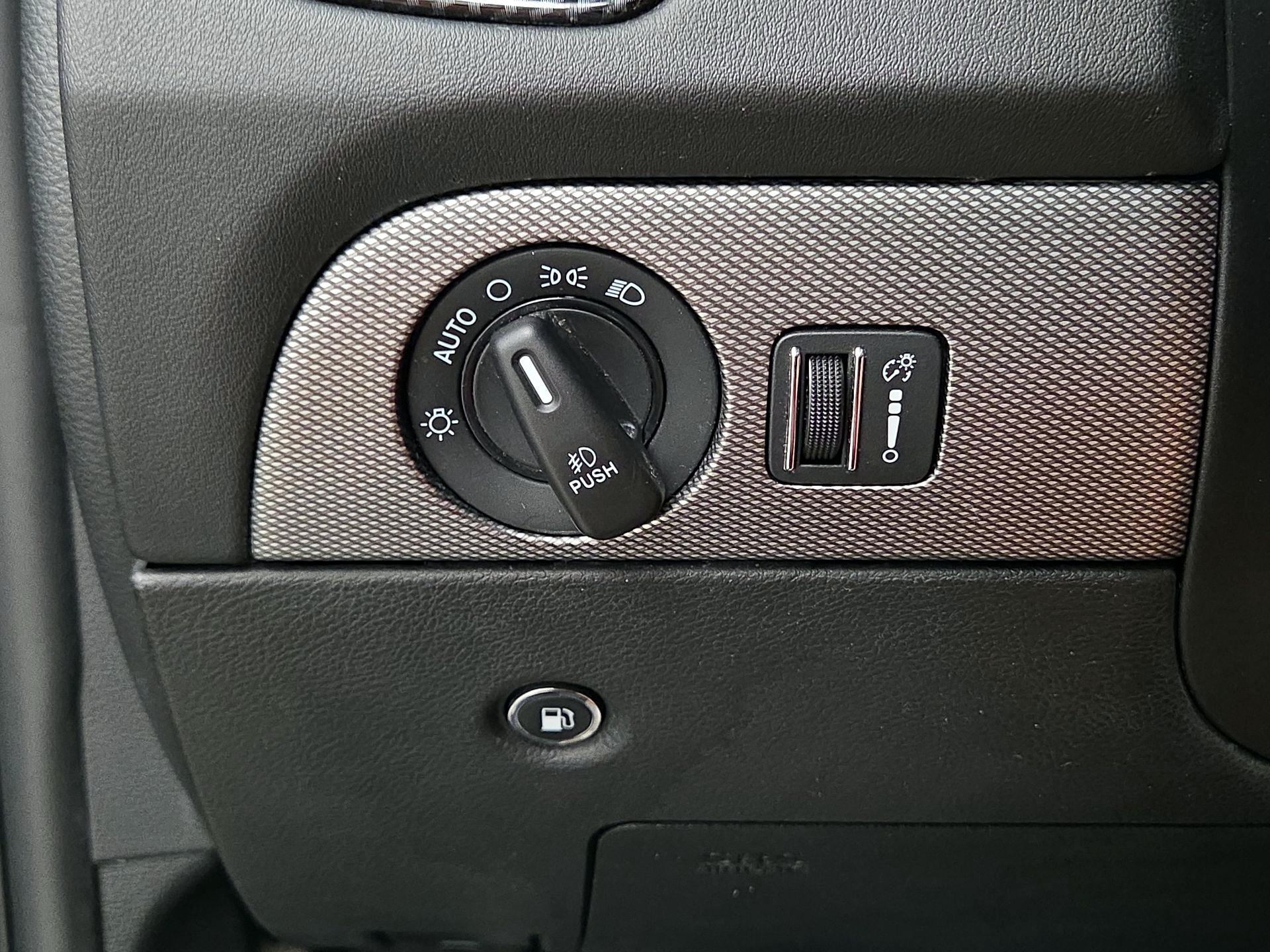 Thumbnail: 2018 Dodge Durango - 13