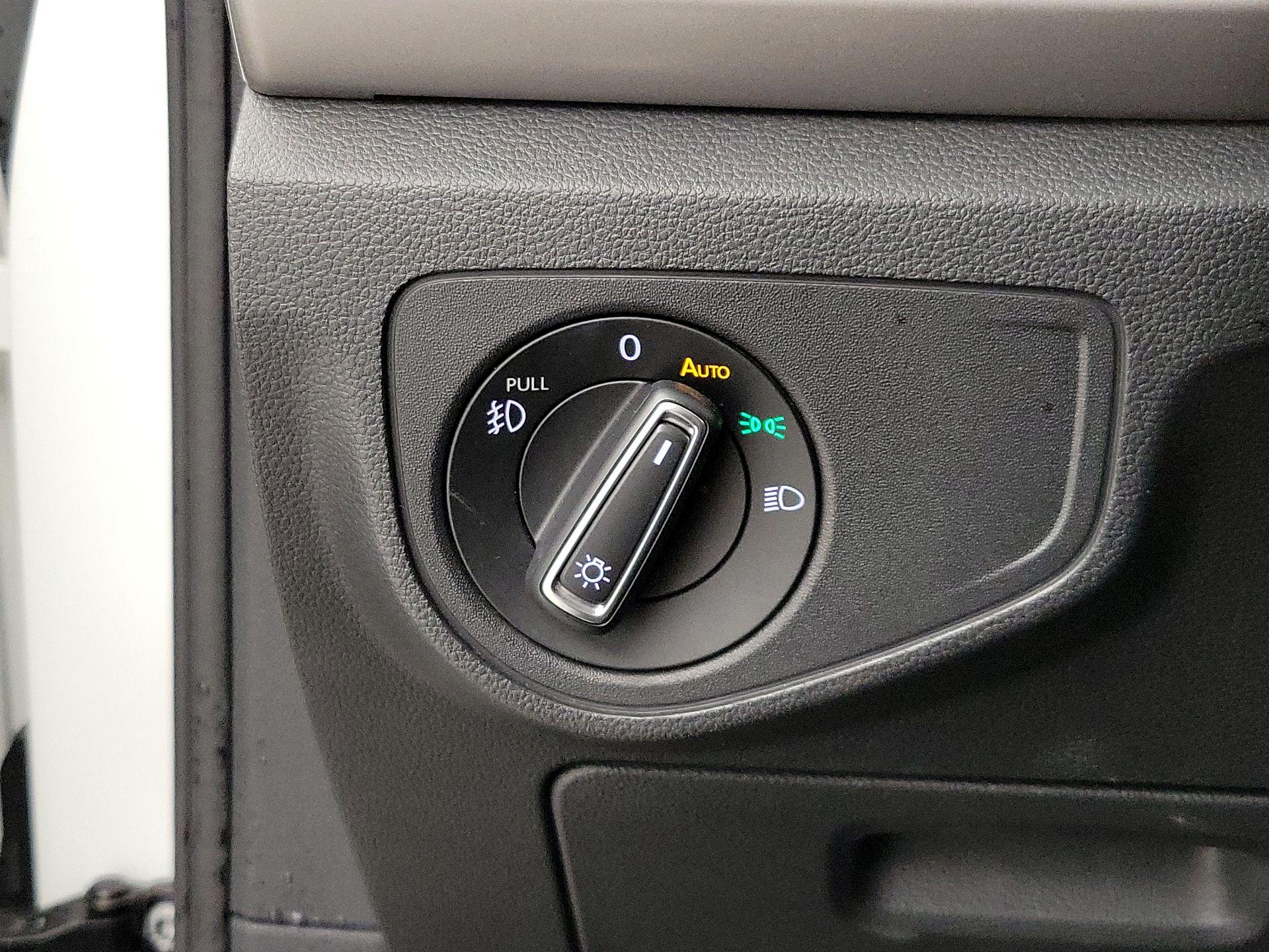 Thumbnail: 2019 Volkswagen Atlas - 13