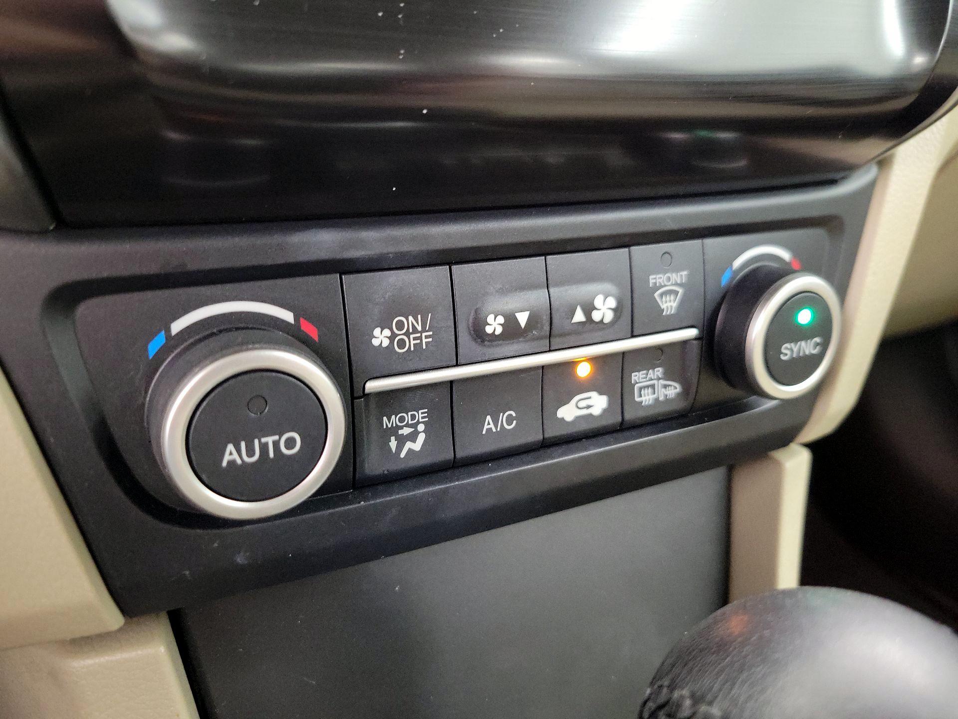 Thumbnail: 2017 Acura ILX - 15