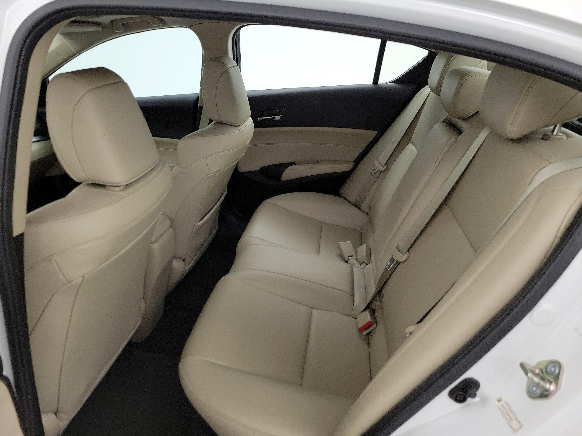 Thumbnail: 2017 Acura ILX - 18