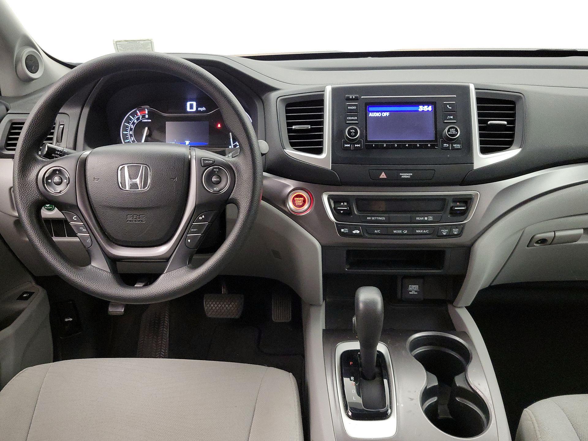 Thumbnail: 2016 Honda Pilot - 9