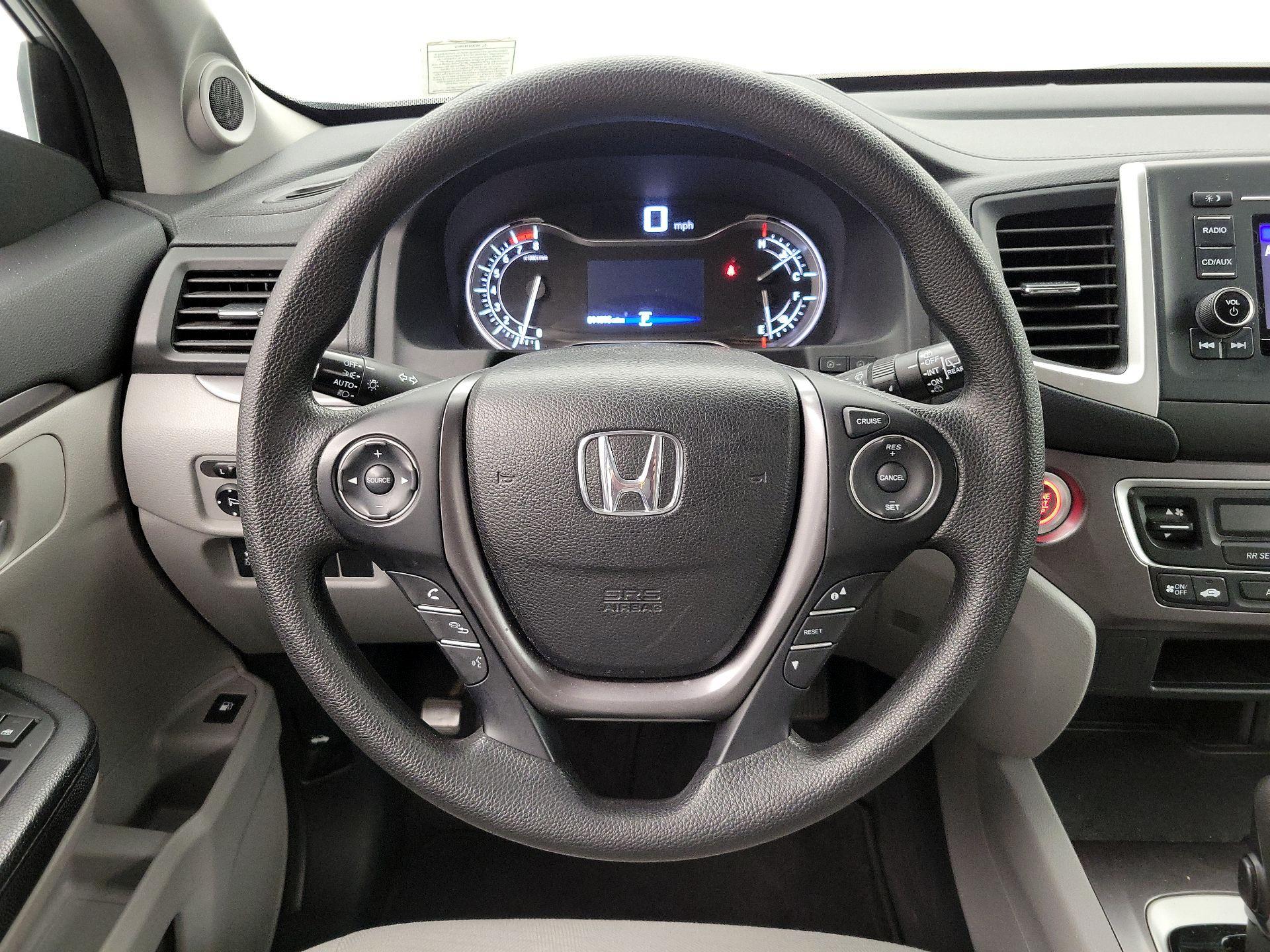 Thumbnail: 2016 Honda Pilot - 10