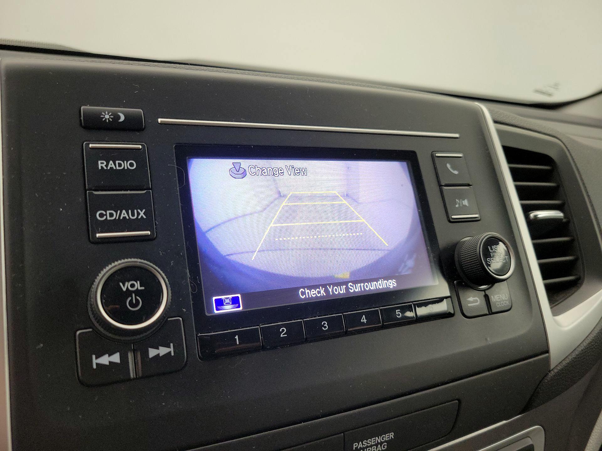 Thumbnail: 2016 Honda Pilot - 14