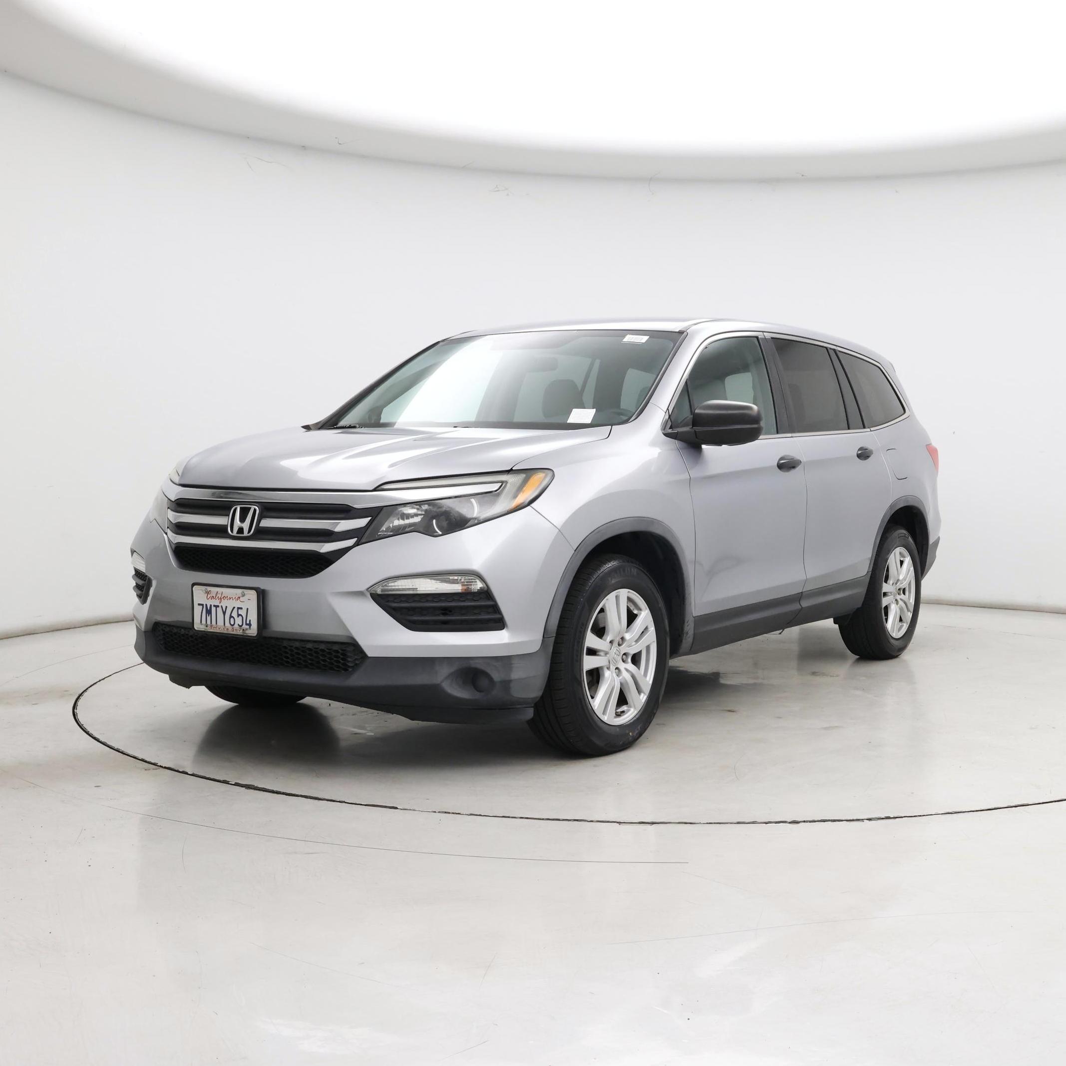 Thumbnail: 2016 Honda Pilot - 4