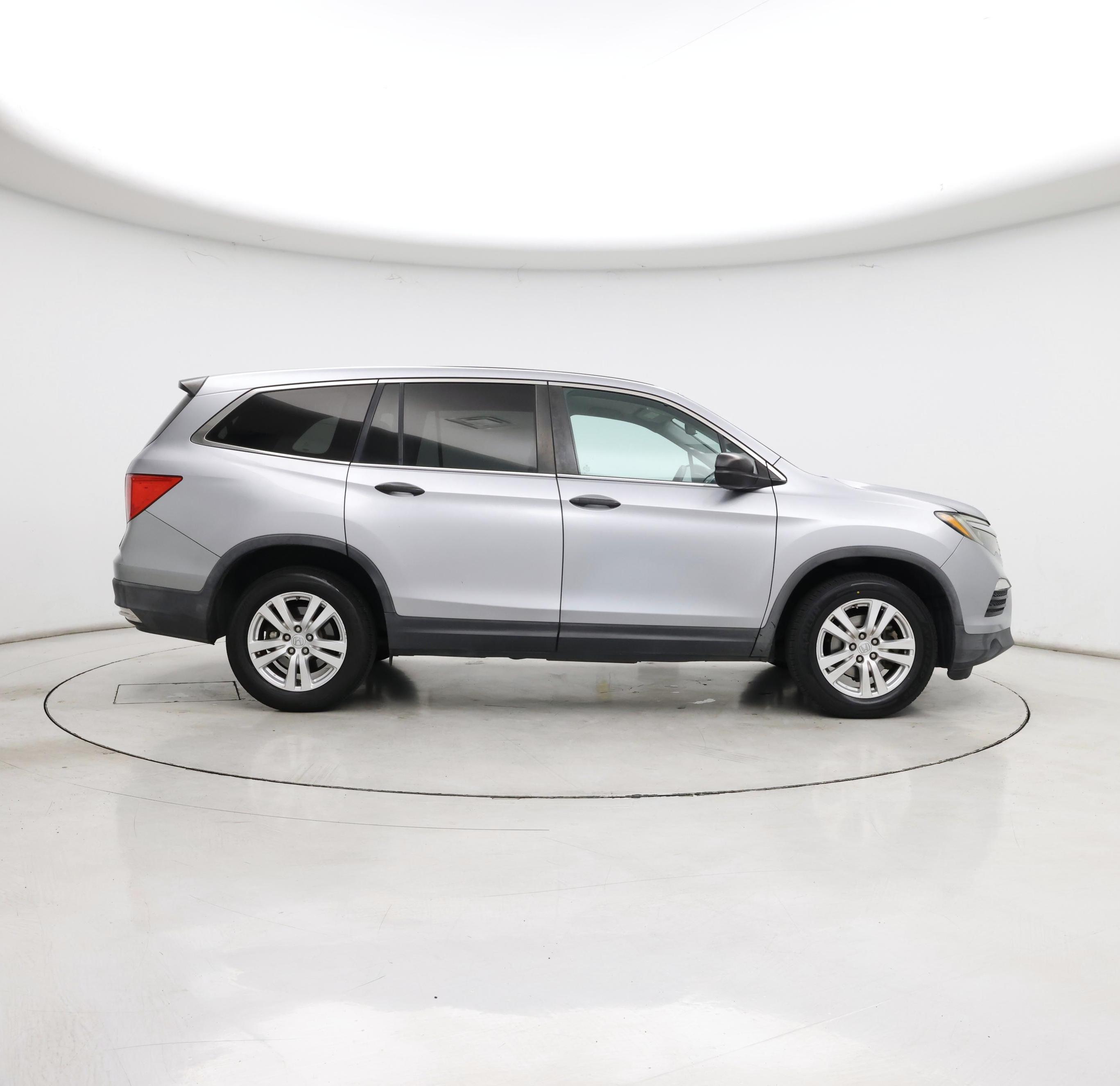 Thumbnail: 2016 Honda Pilot - 7