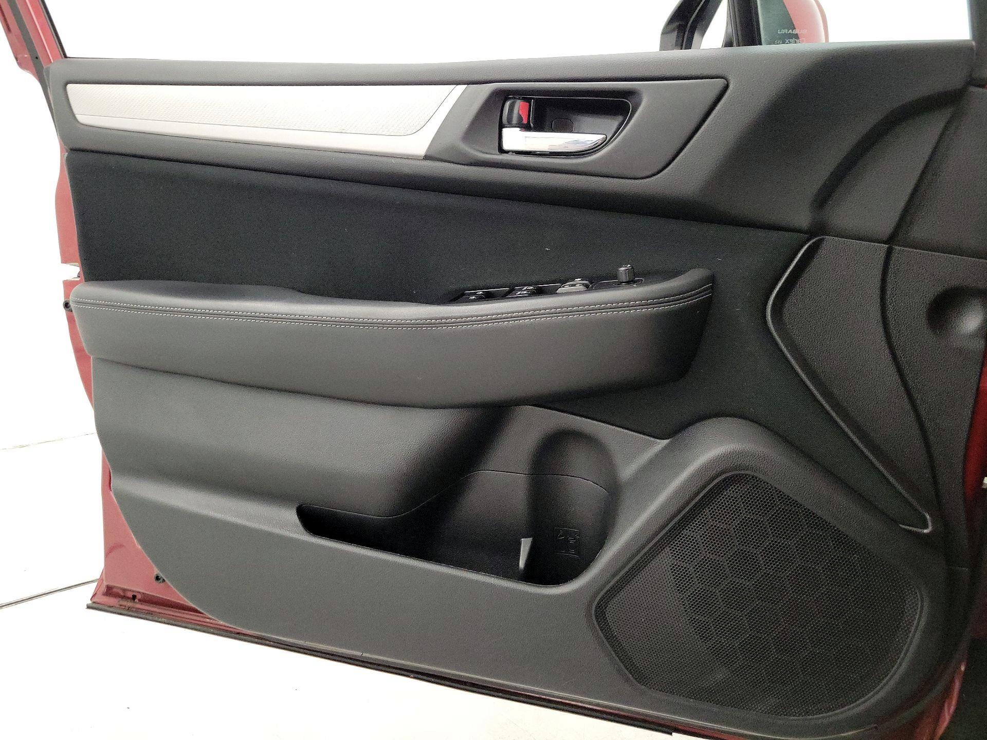 Thumbnail: 2017 Subaru Outback - 12