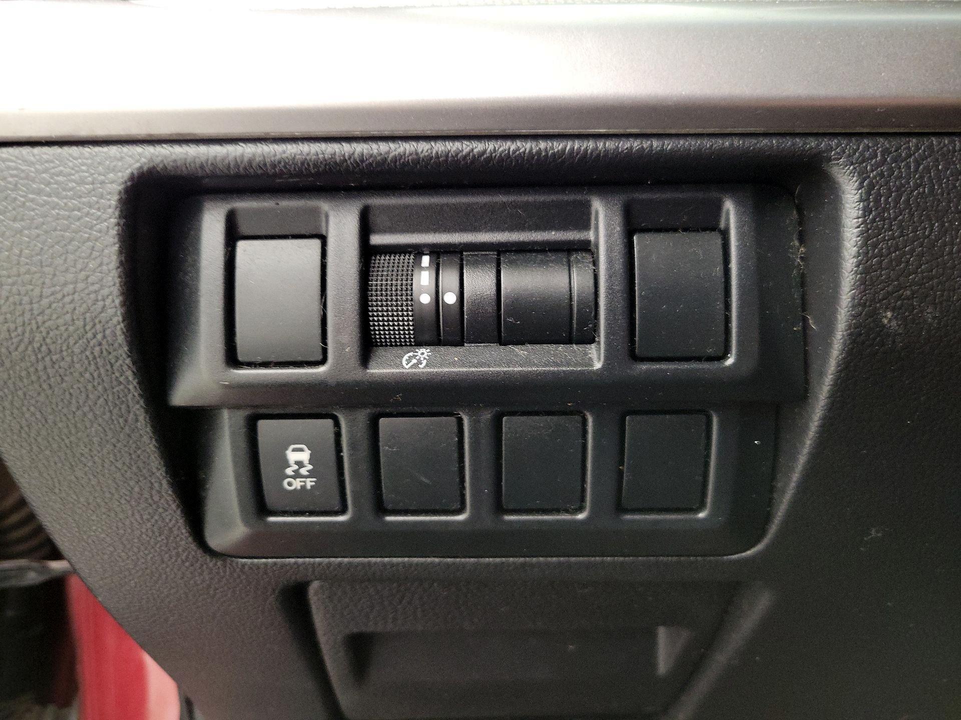 Thumbnail: 2017 Subaru Outback - 13