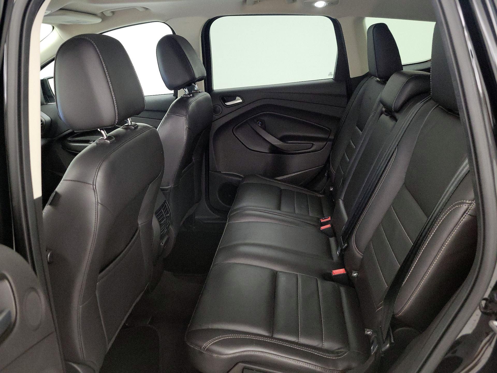 Thumbnail: 2016 Ford Escape - 20