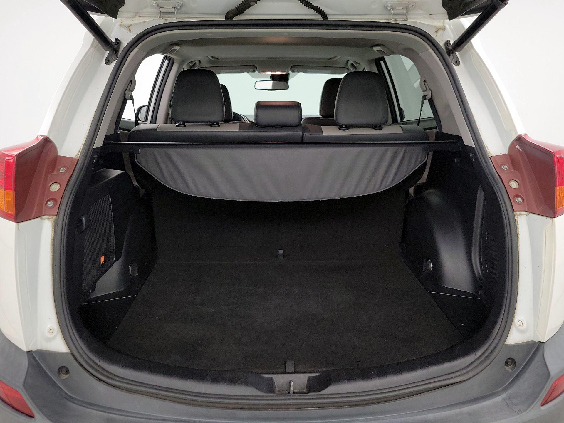 Thumbnail: 2014 Toyota RAV4 - 20