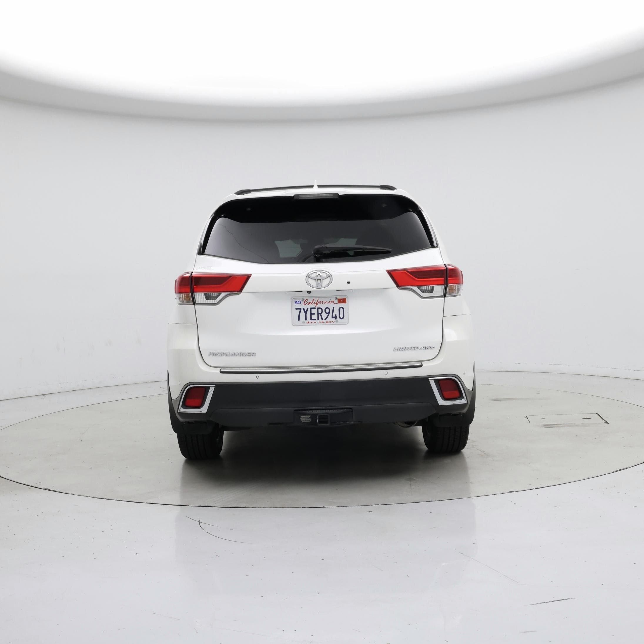 Thumbnail: 2017 Toyota Highlander - 6