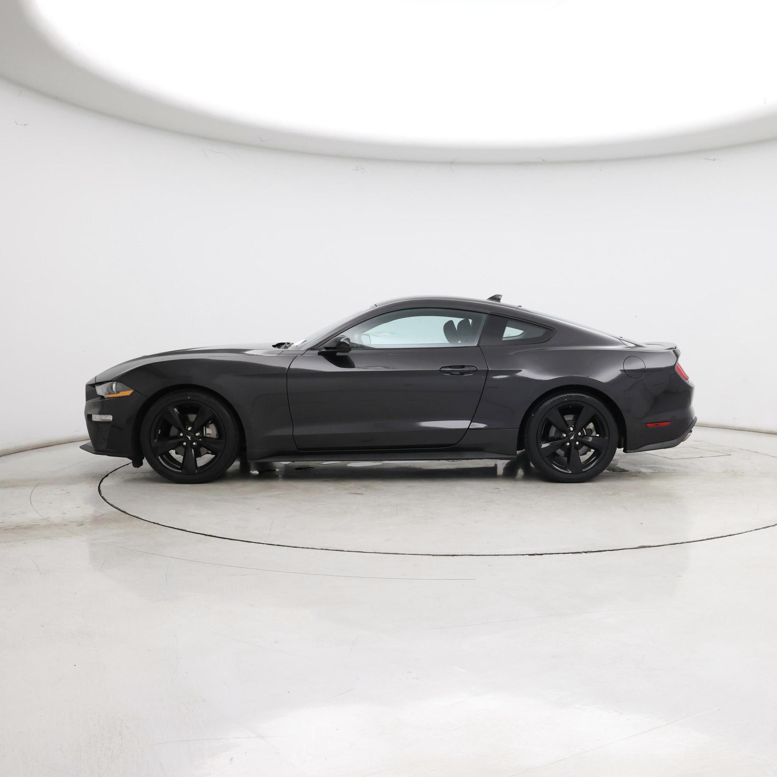 Thumbnail: 2022 Ford Mustang - 3