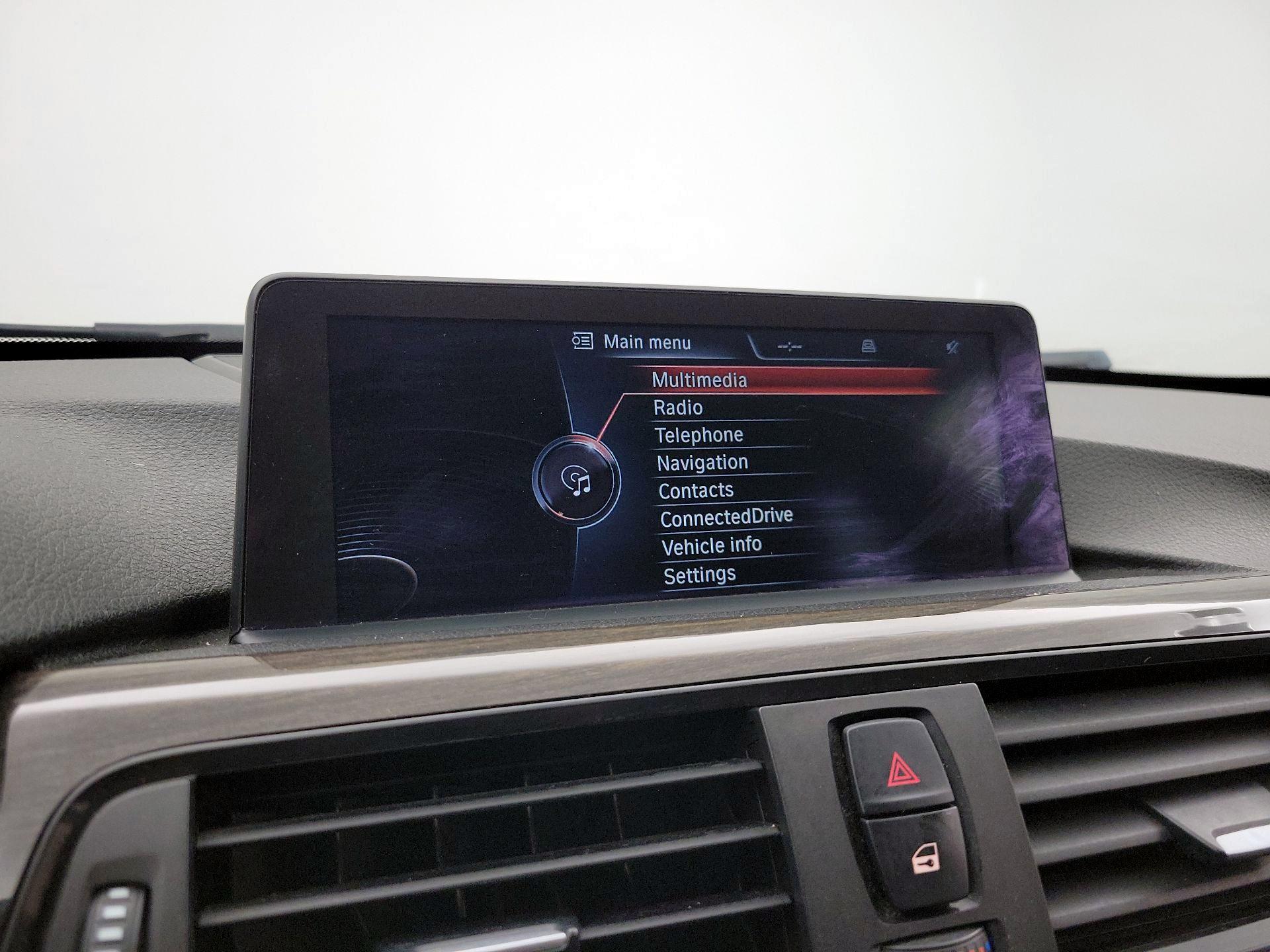 Thumbnail: 2015 BMW 3 Series - 15