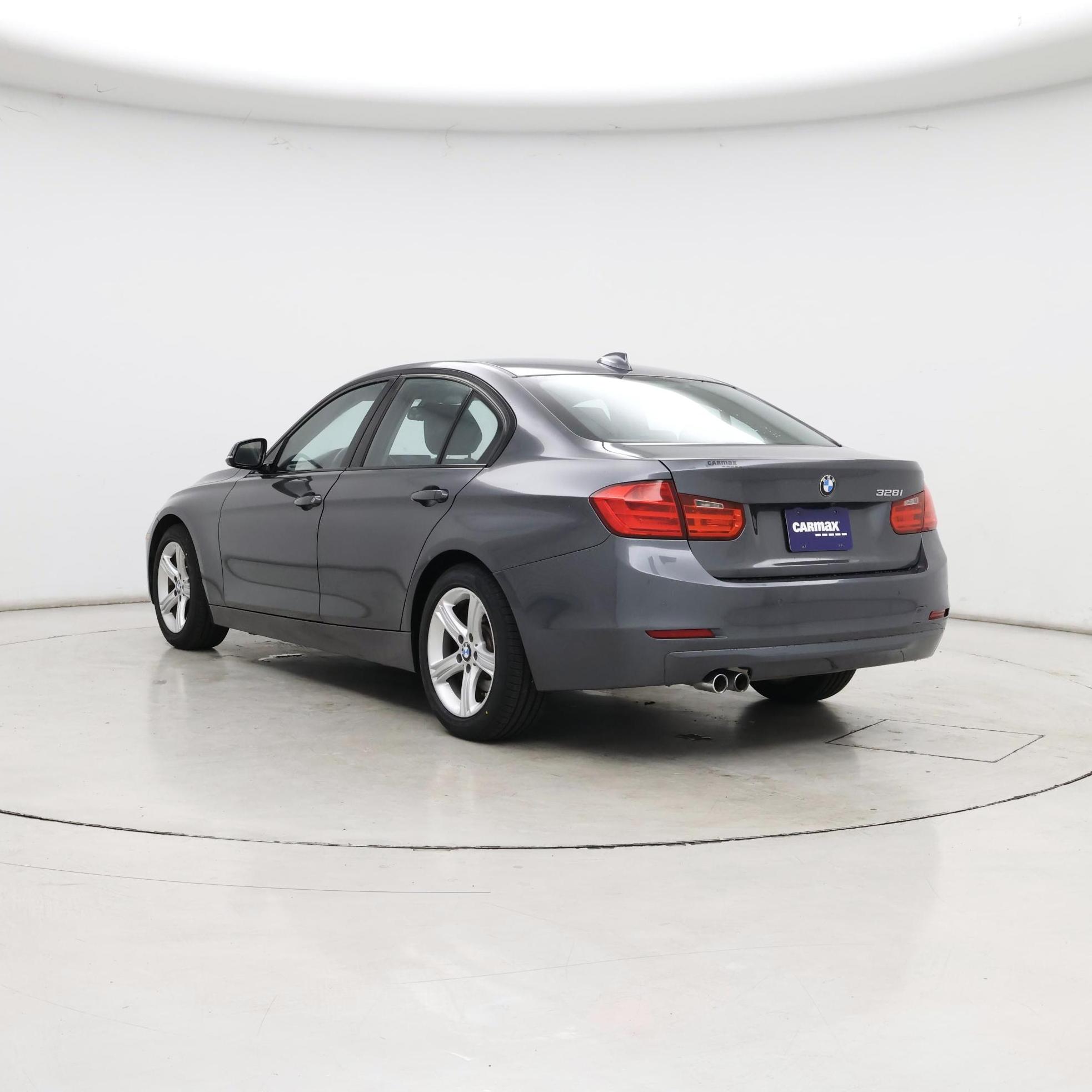 Thumbnail: 2015 BMW 3 Series - 2