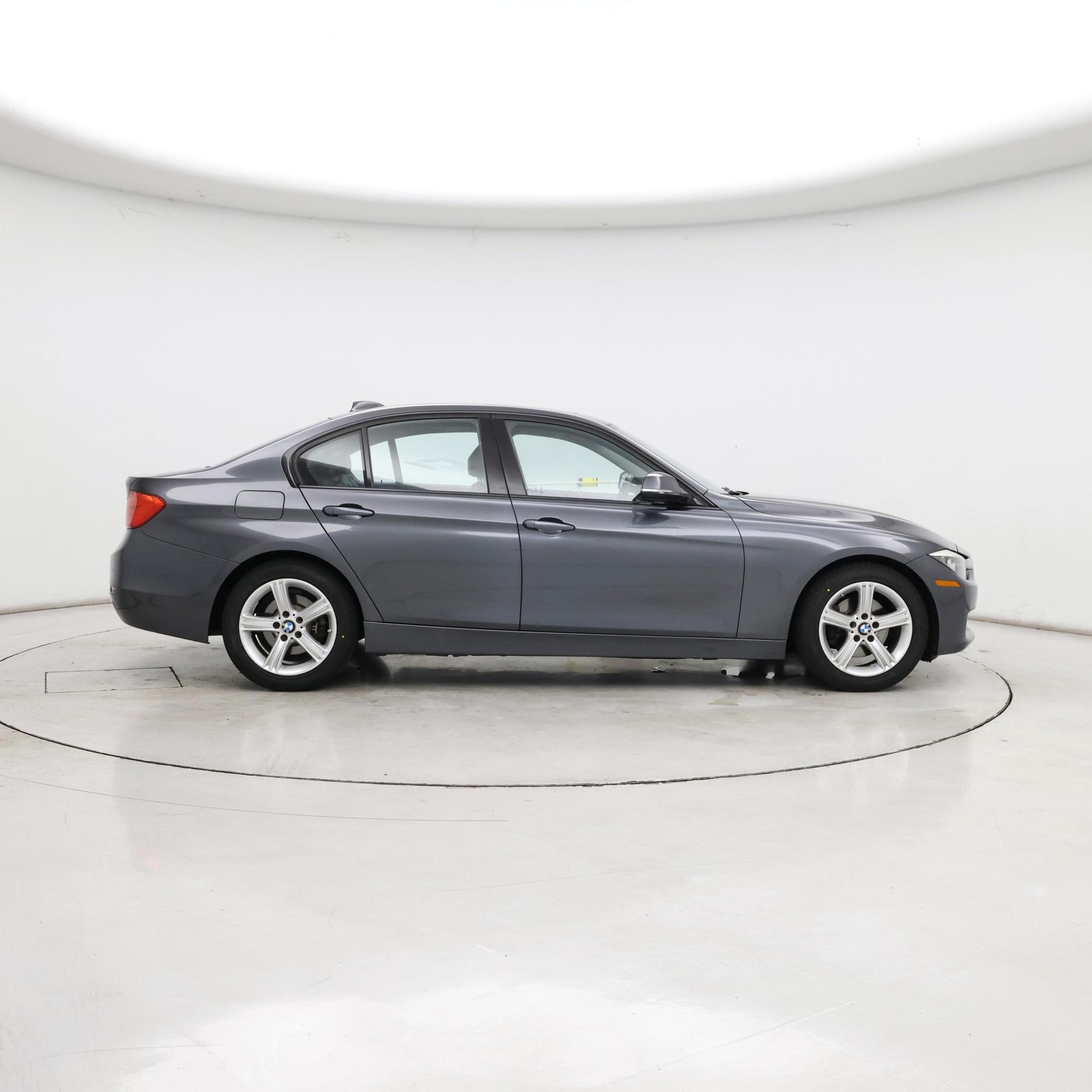 Thumbnail: 2015 BMW 3 Series - 7