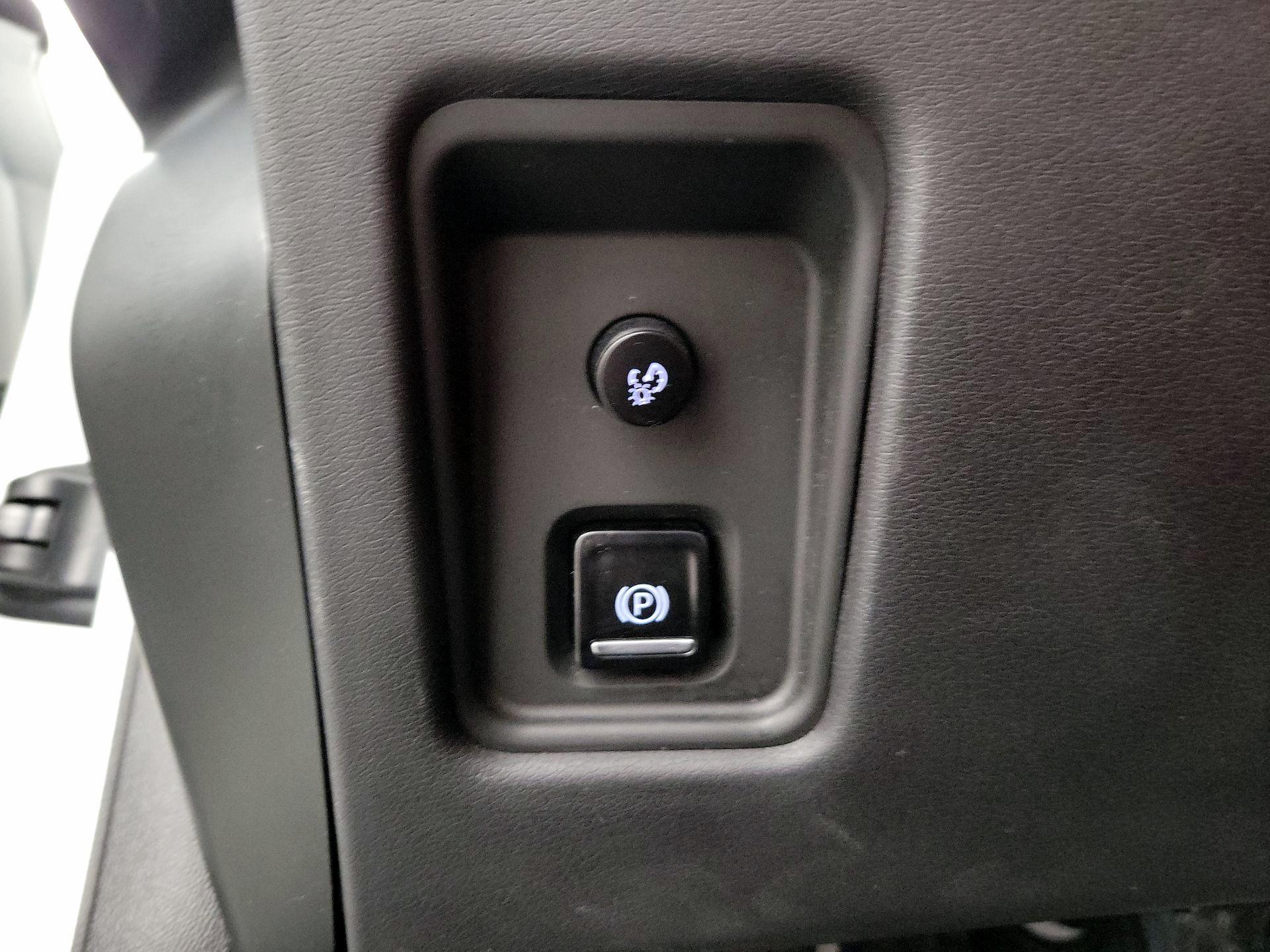 Thumbnail: 2021 Chevrolet Corvette - 13