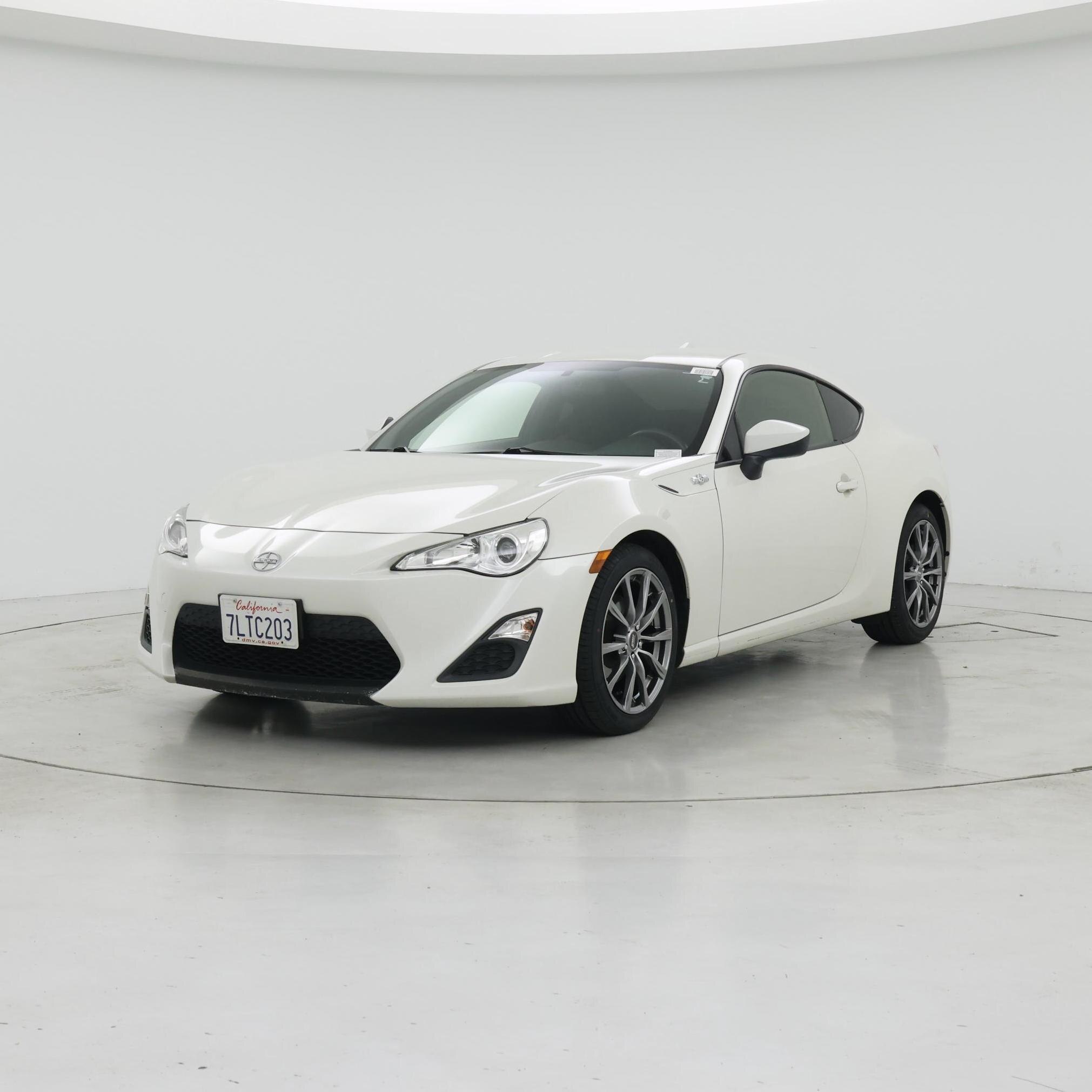Thumbnail: 2016 Scion FR-S - 4