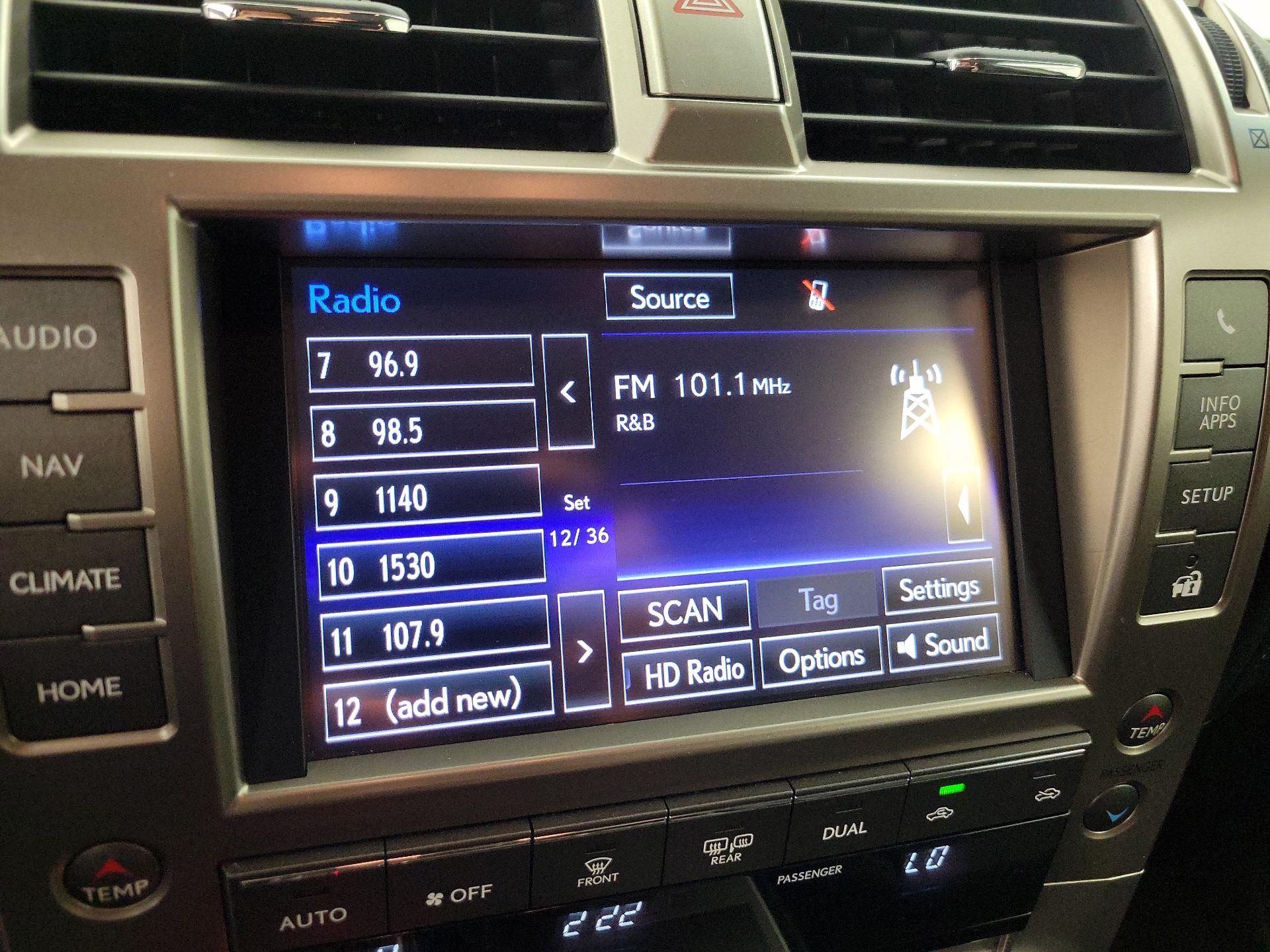 Thumbnail: 2014 Lexus GX - 16