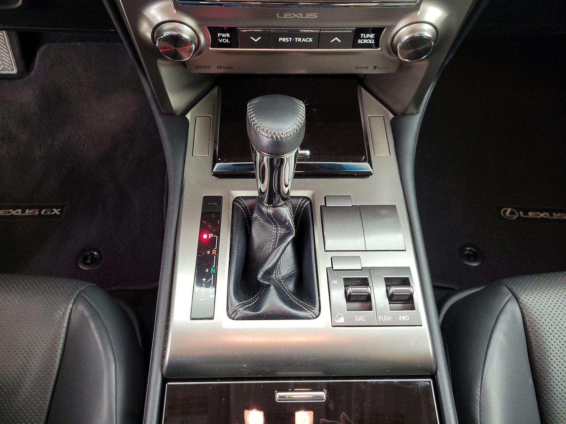 Thumbnail: 2014 Lexus GX - 18