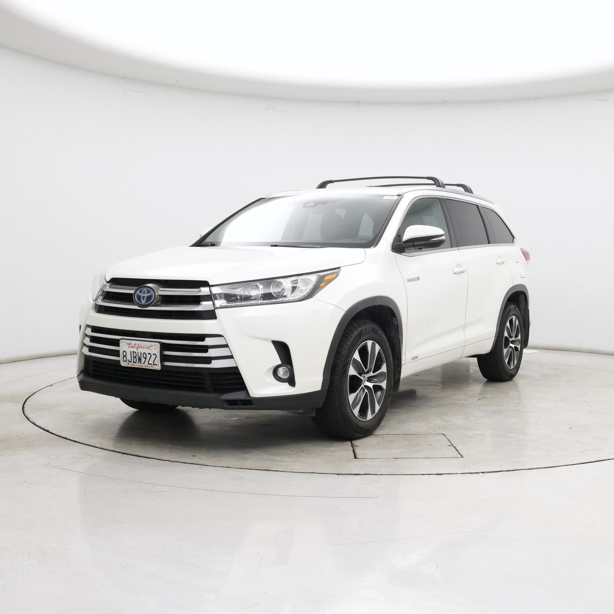 Thumbnail: 2019 Toyota Highlander - 4