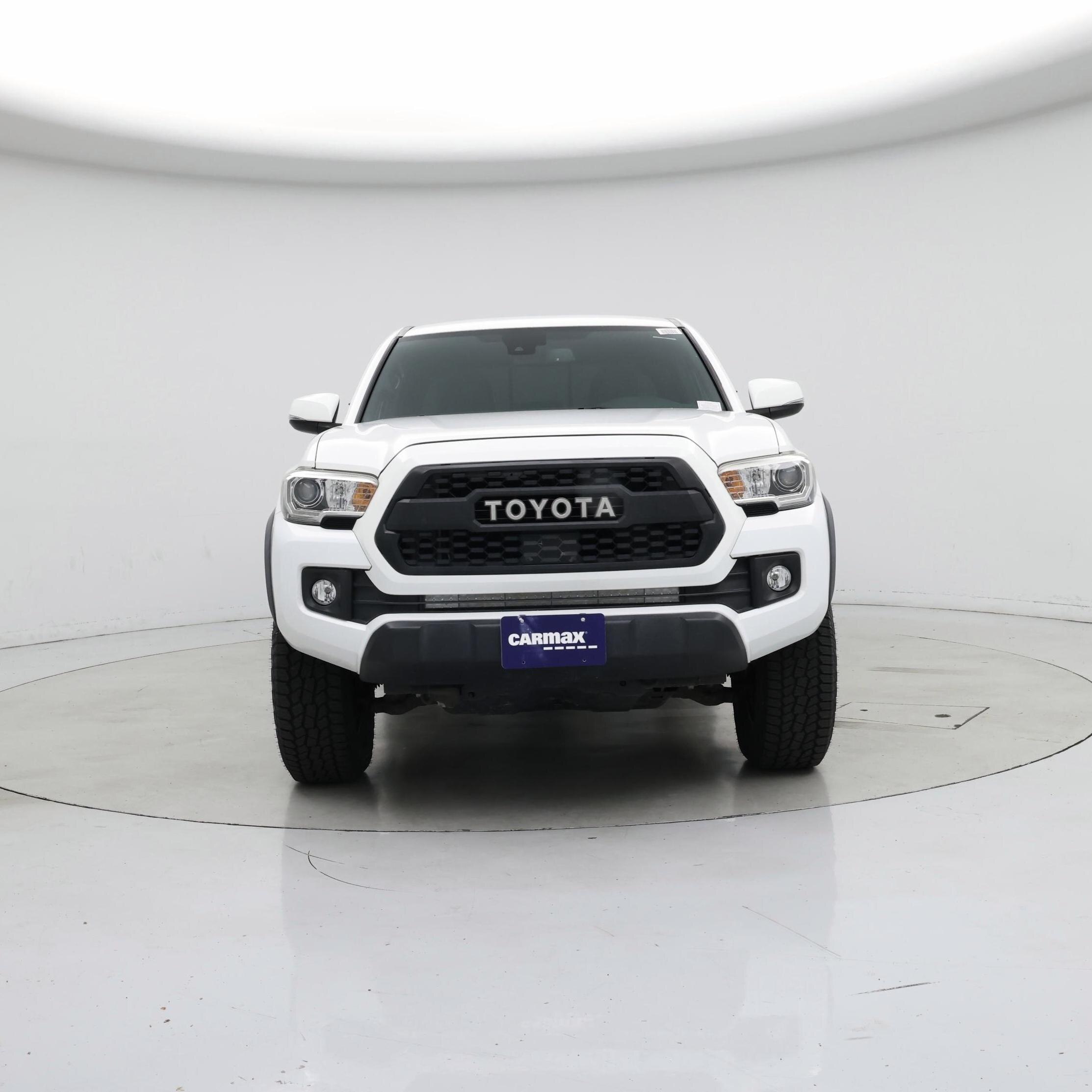 Thumbnail: 2019 Toyota Tacoma - 5