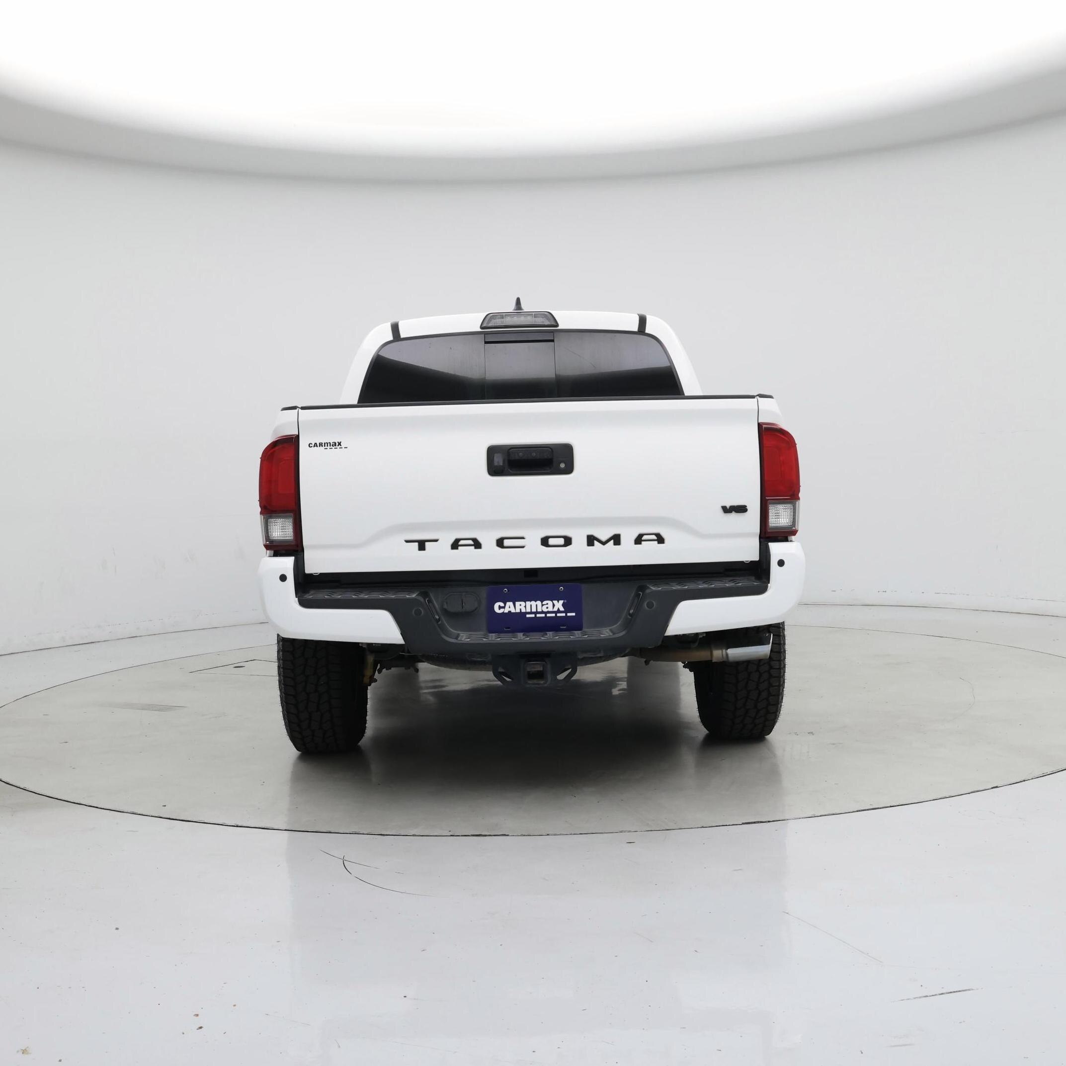 Thumbnail: 2019 Toyota Tacoma - 6