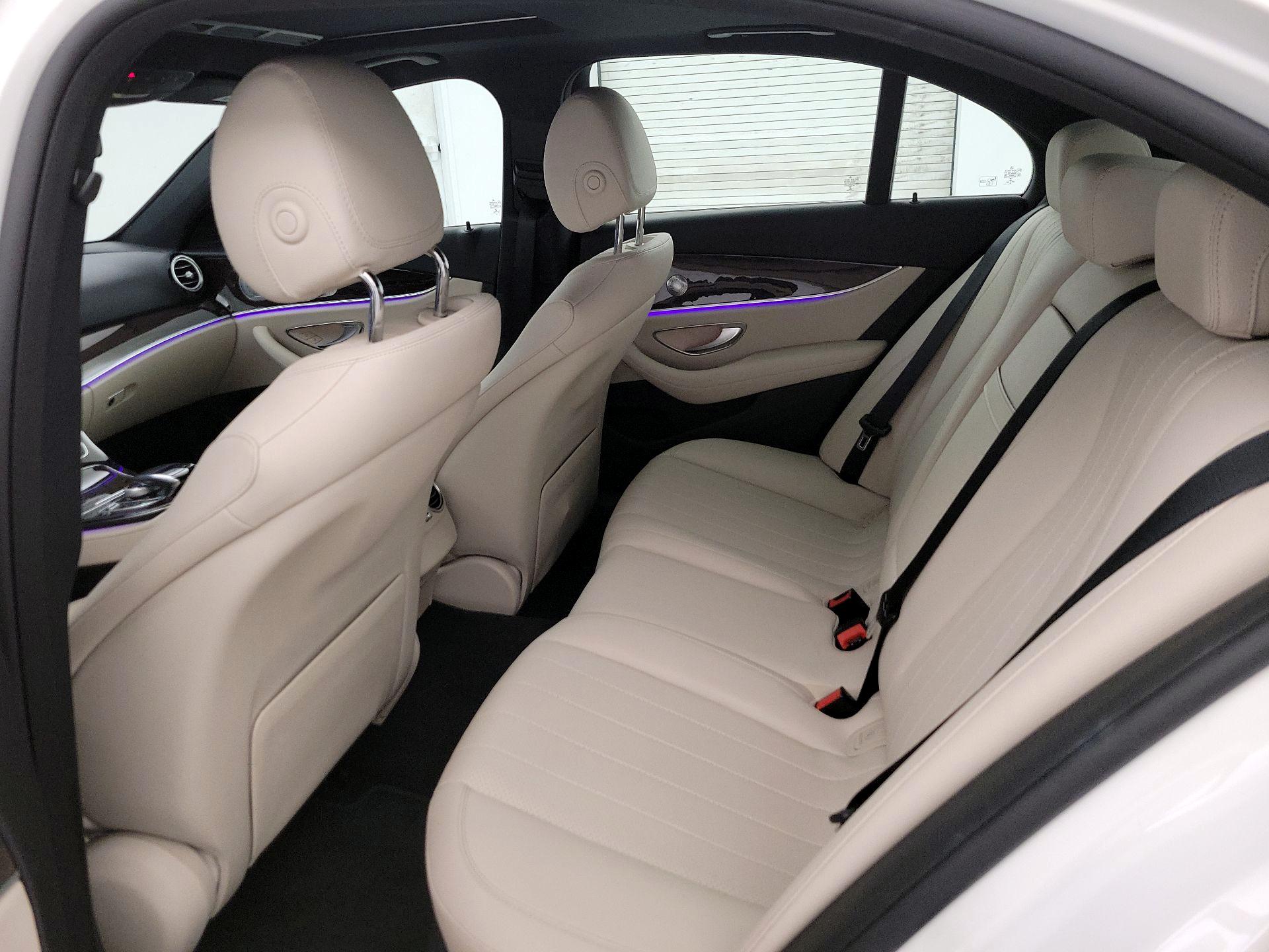 Thumbnail: 2020 Mercedes-Benz E-Class - 20