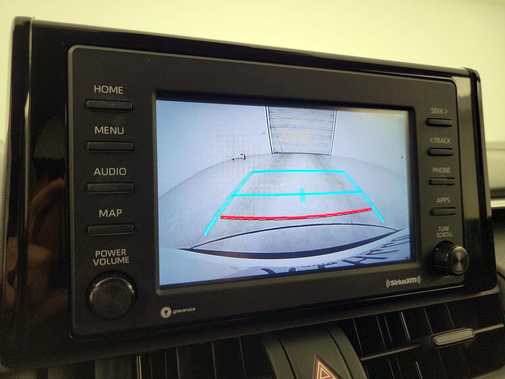 Thumbnail: 2020 Toyota RAV4 - 14