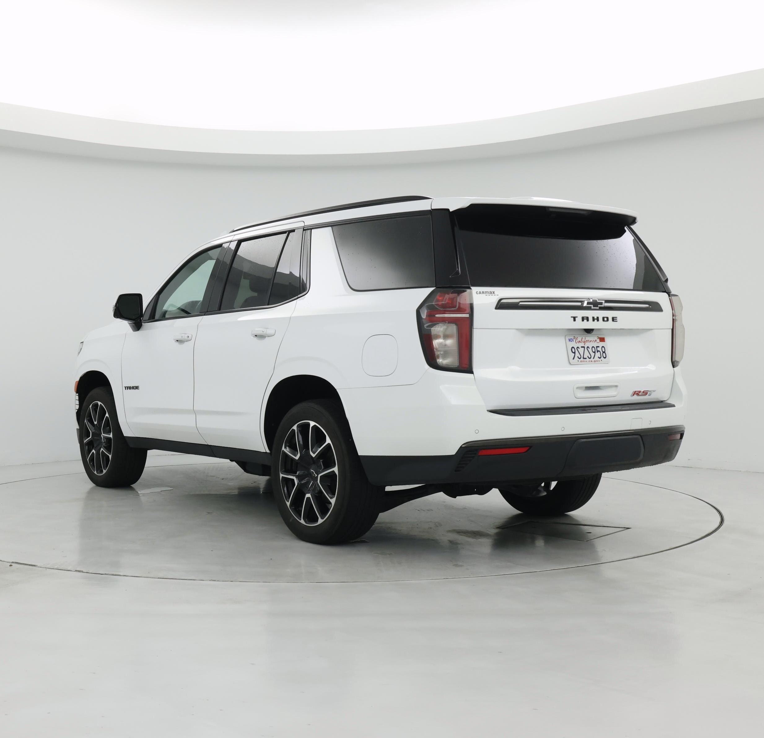 Thumbnail: 2021 Chevrolet Tahoe - 2