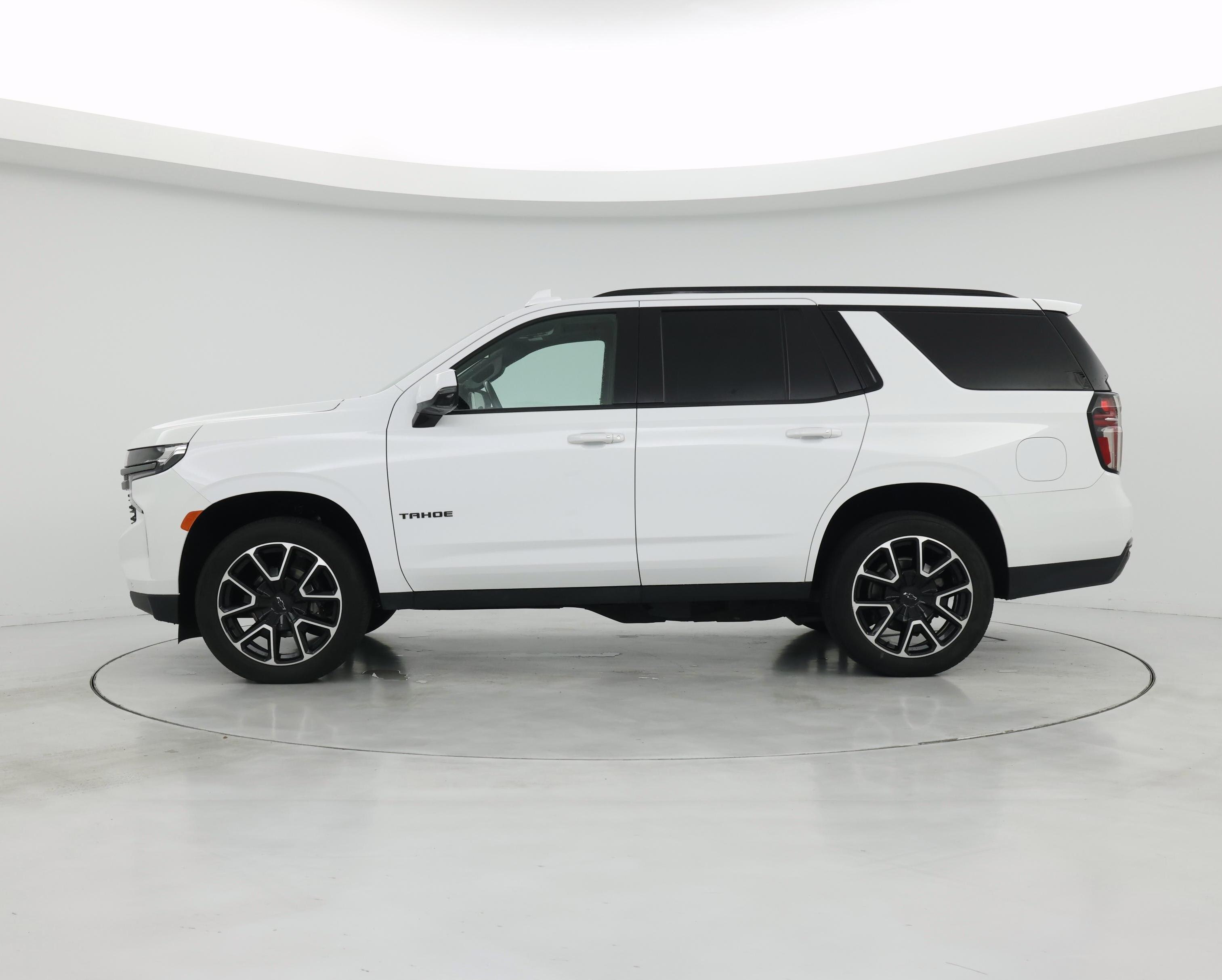 Thumbnail: 2021 Chevrolet Tahoe - 3