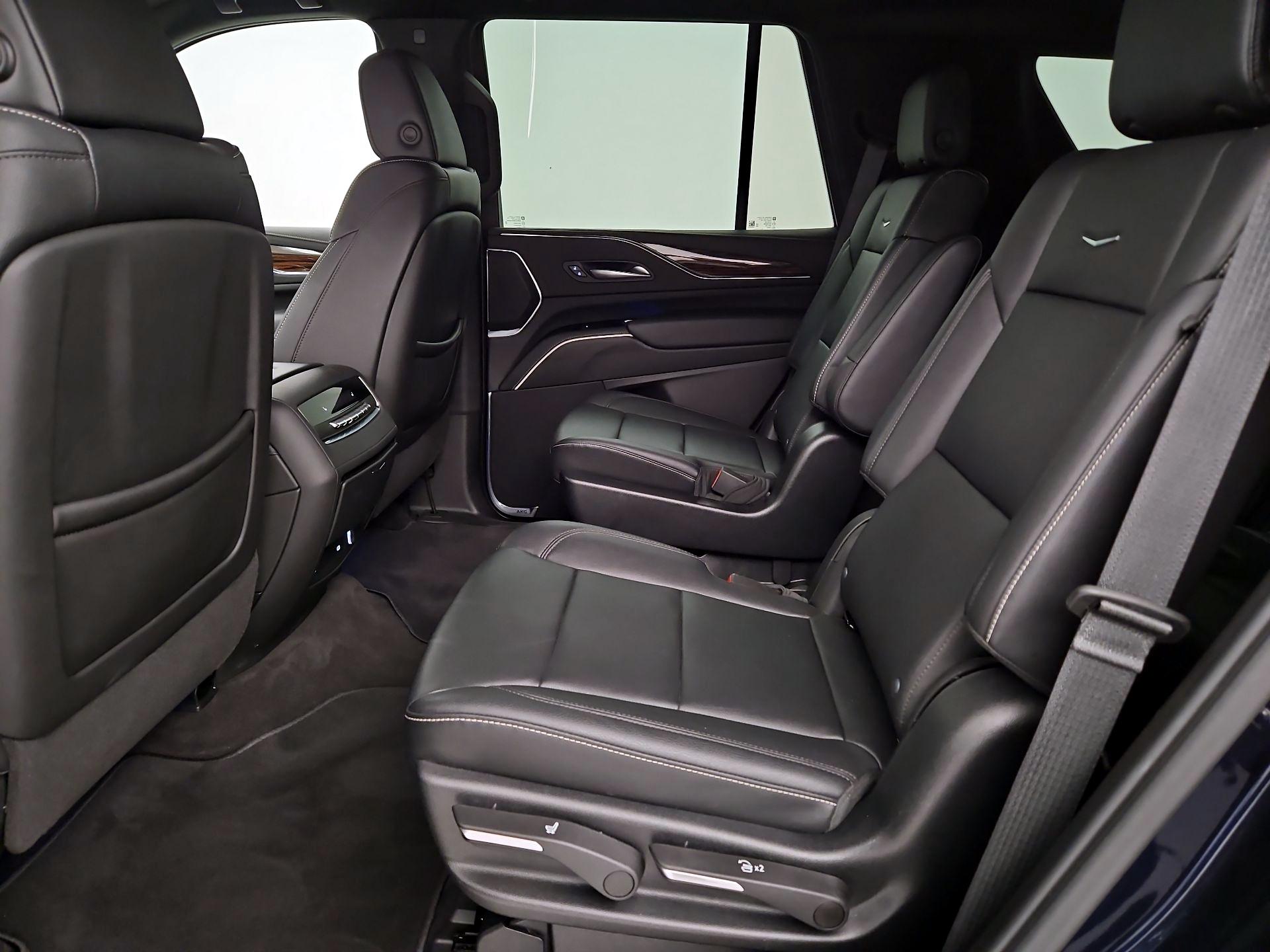 Thumbnail: 2023 Cadillac Escalade - 20