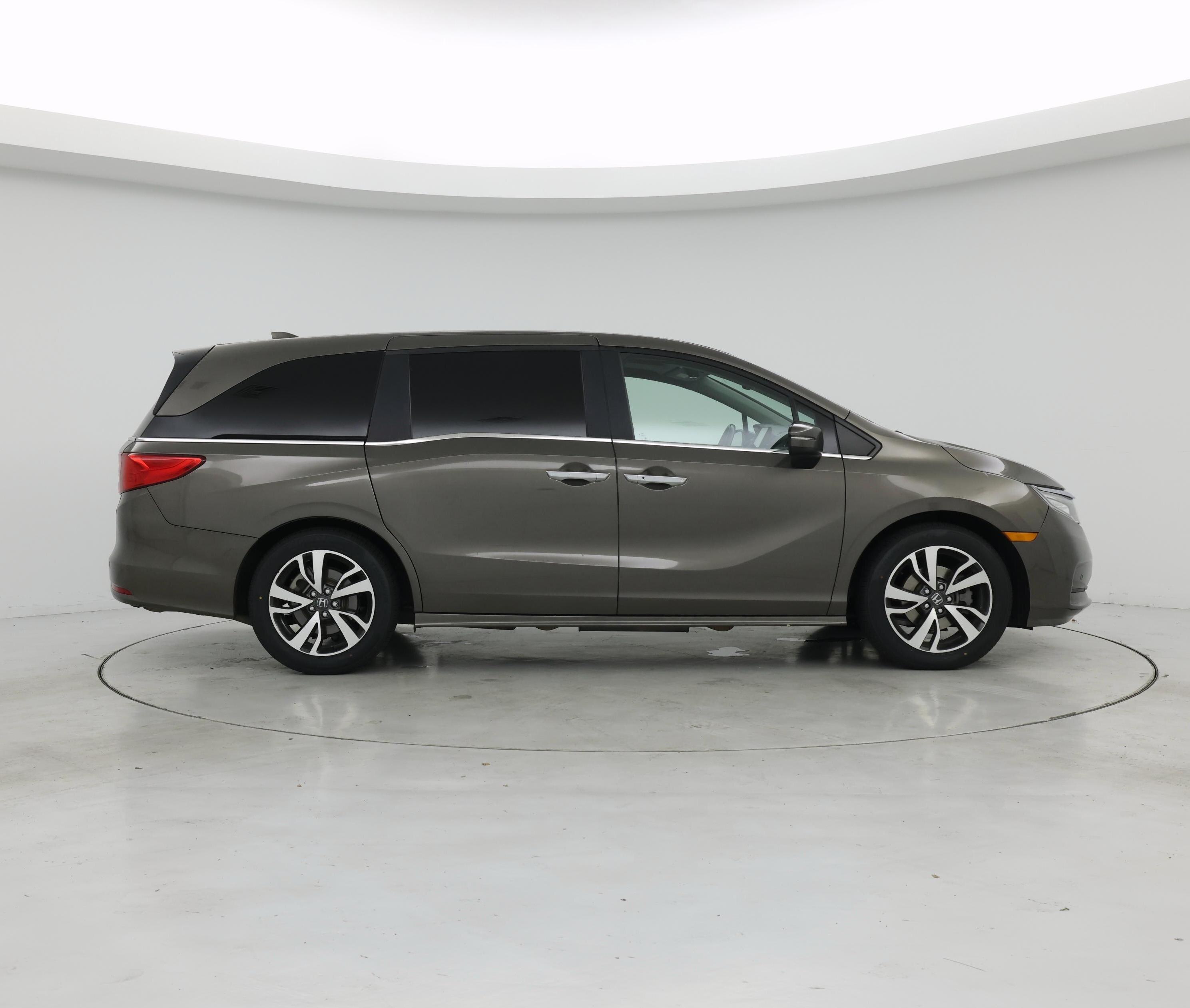 Thumbnail: 2022 Honda Odyssey - 7