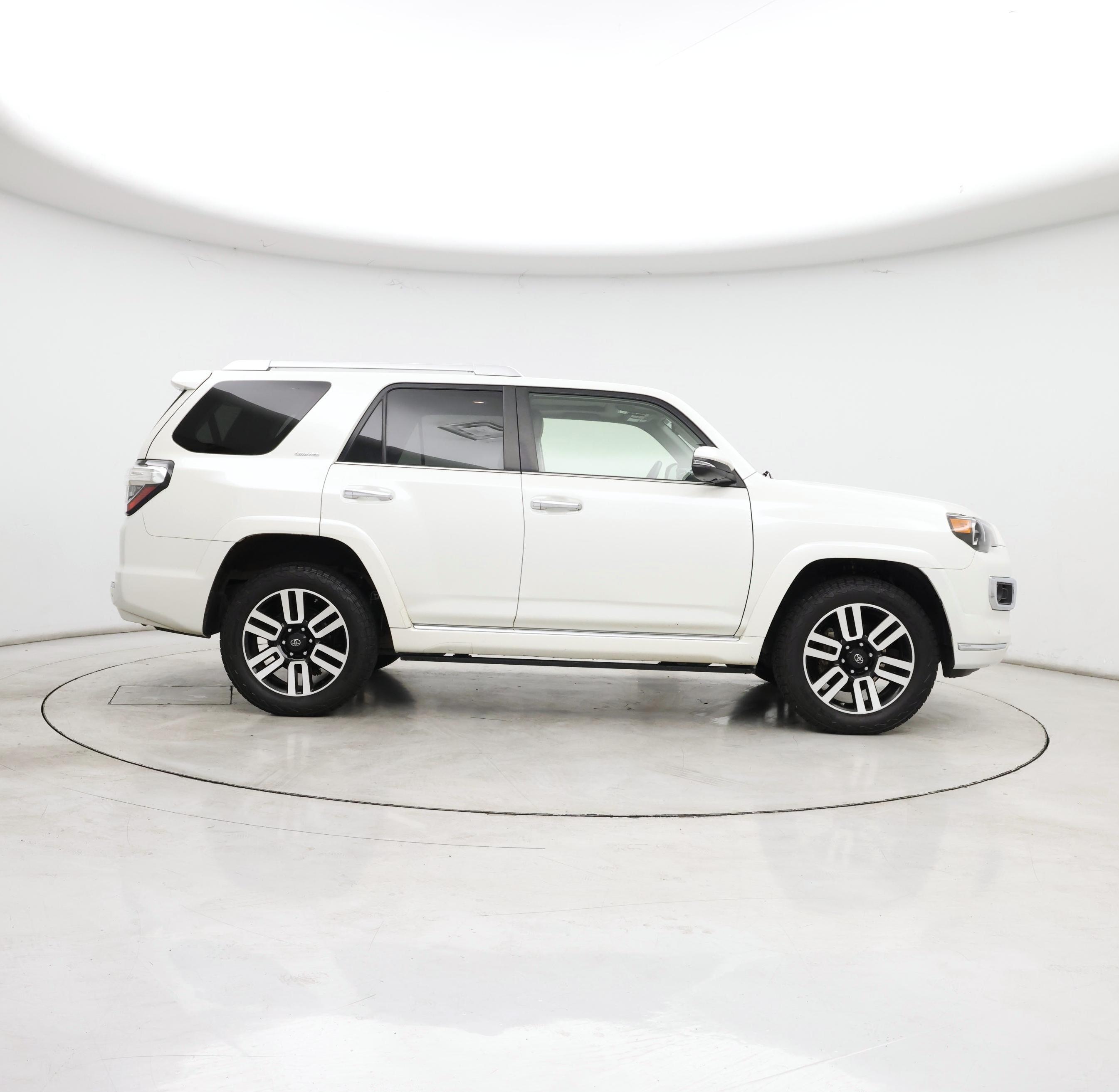 Thumbnail: 2021 Toyota 4Runner - 7