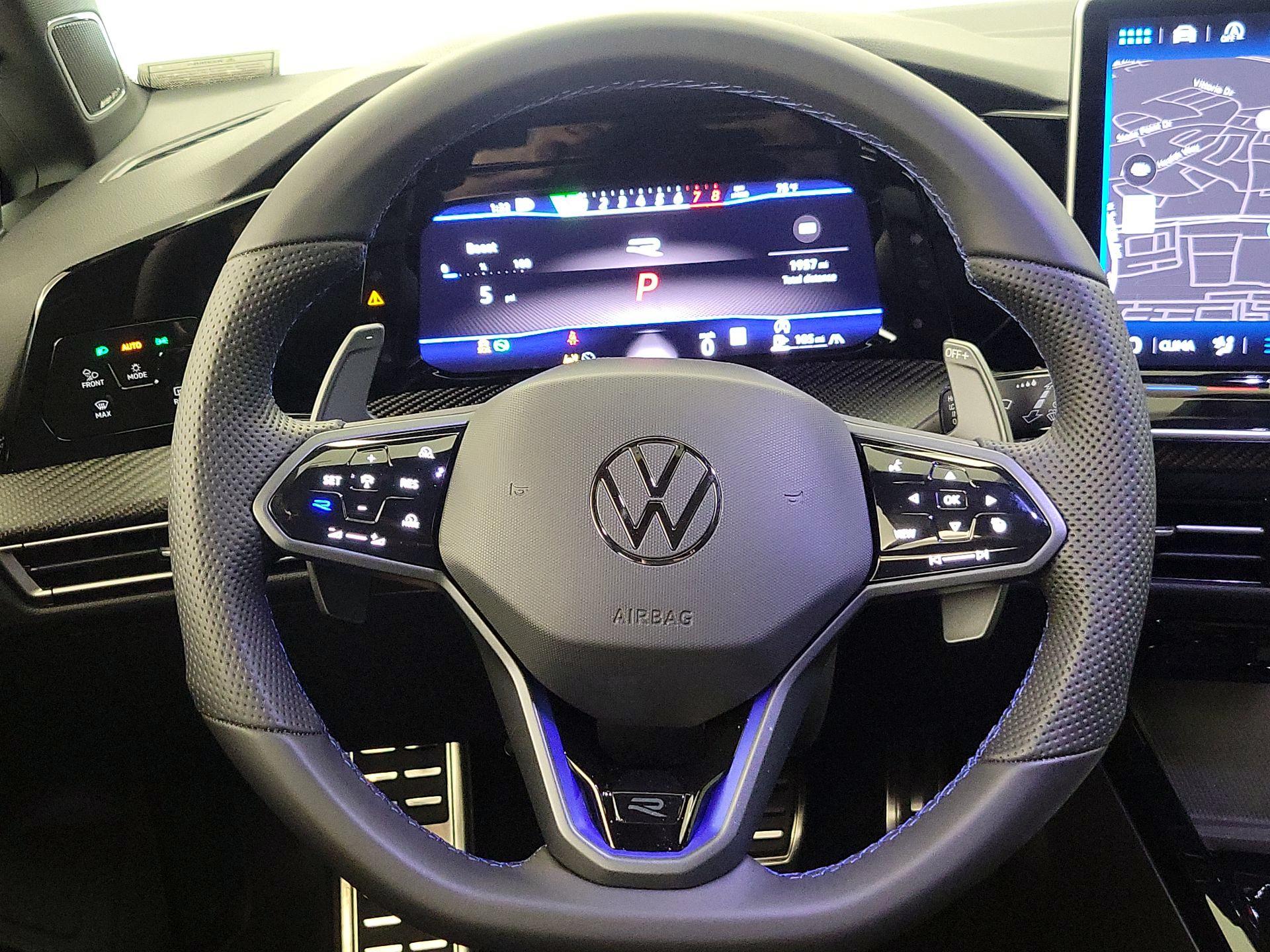 Thumbnail: 2025 Volkswagen Golf - 10