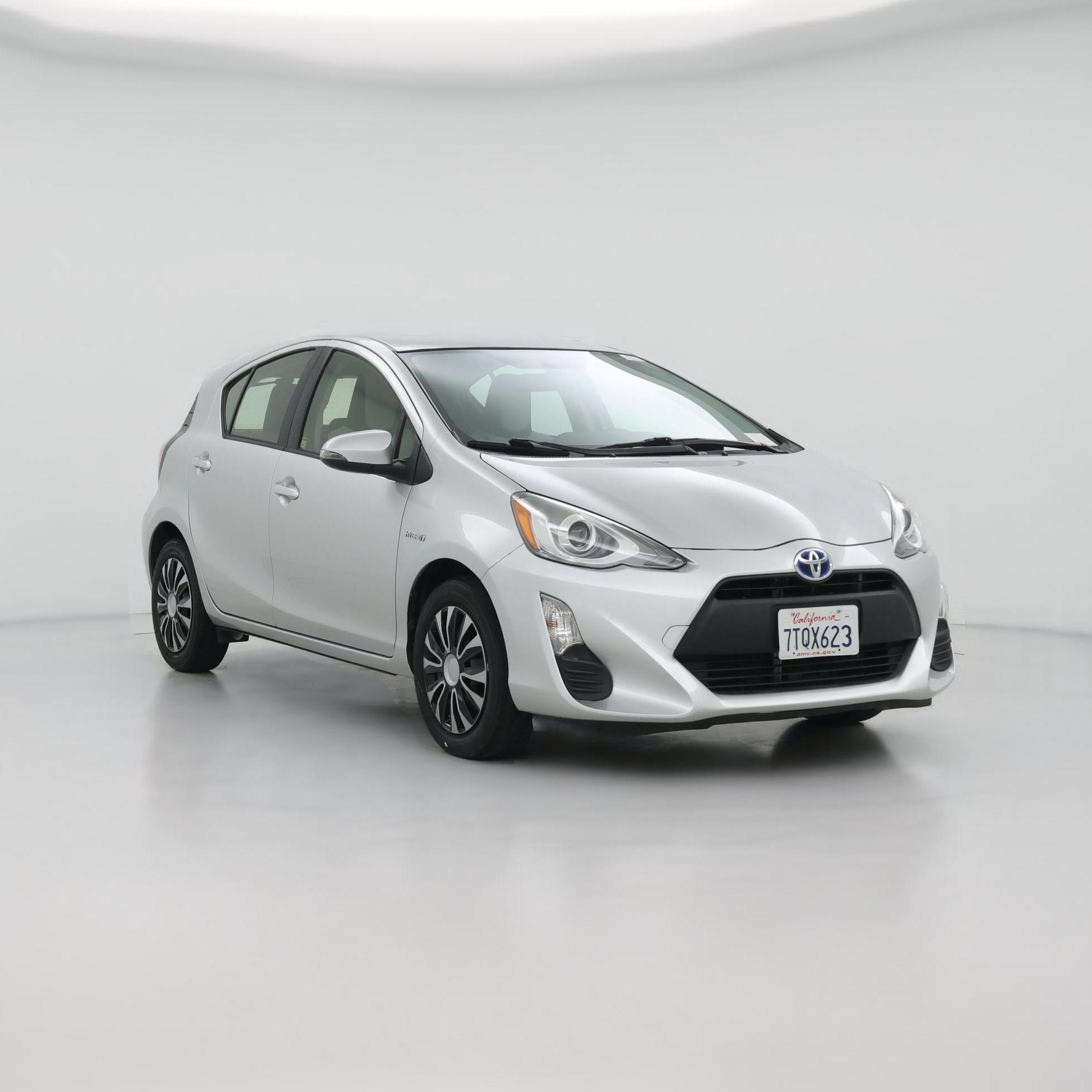 Thumbnail: 2016 Toyota Prius c - 1